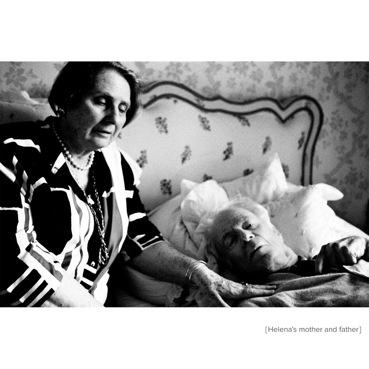 347_12h,MrsFranklin,MrFranklin,bed,1280,sq,caption,bkts.jpg