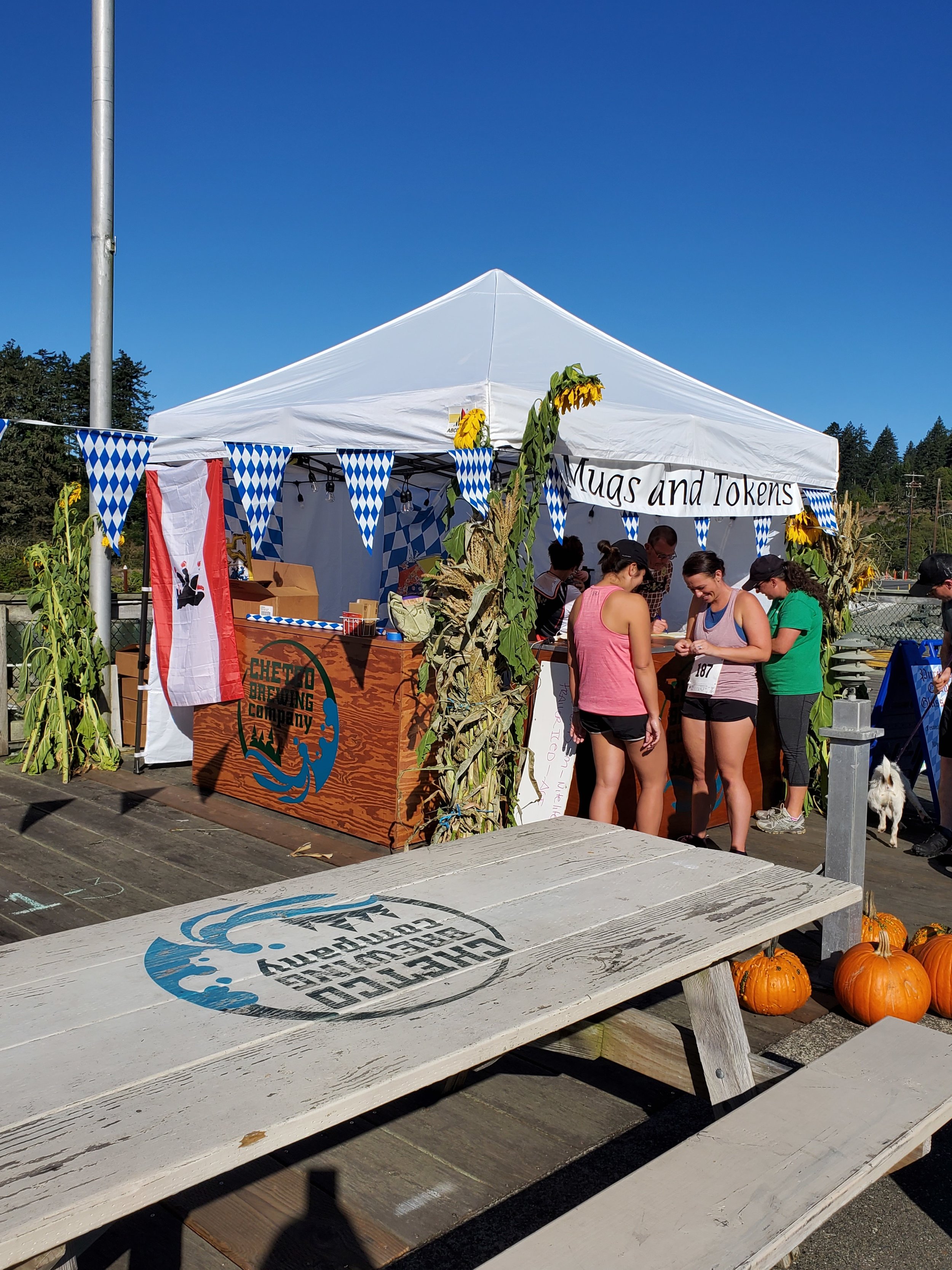 Foamin' 5K Runners getting ready