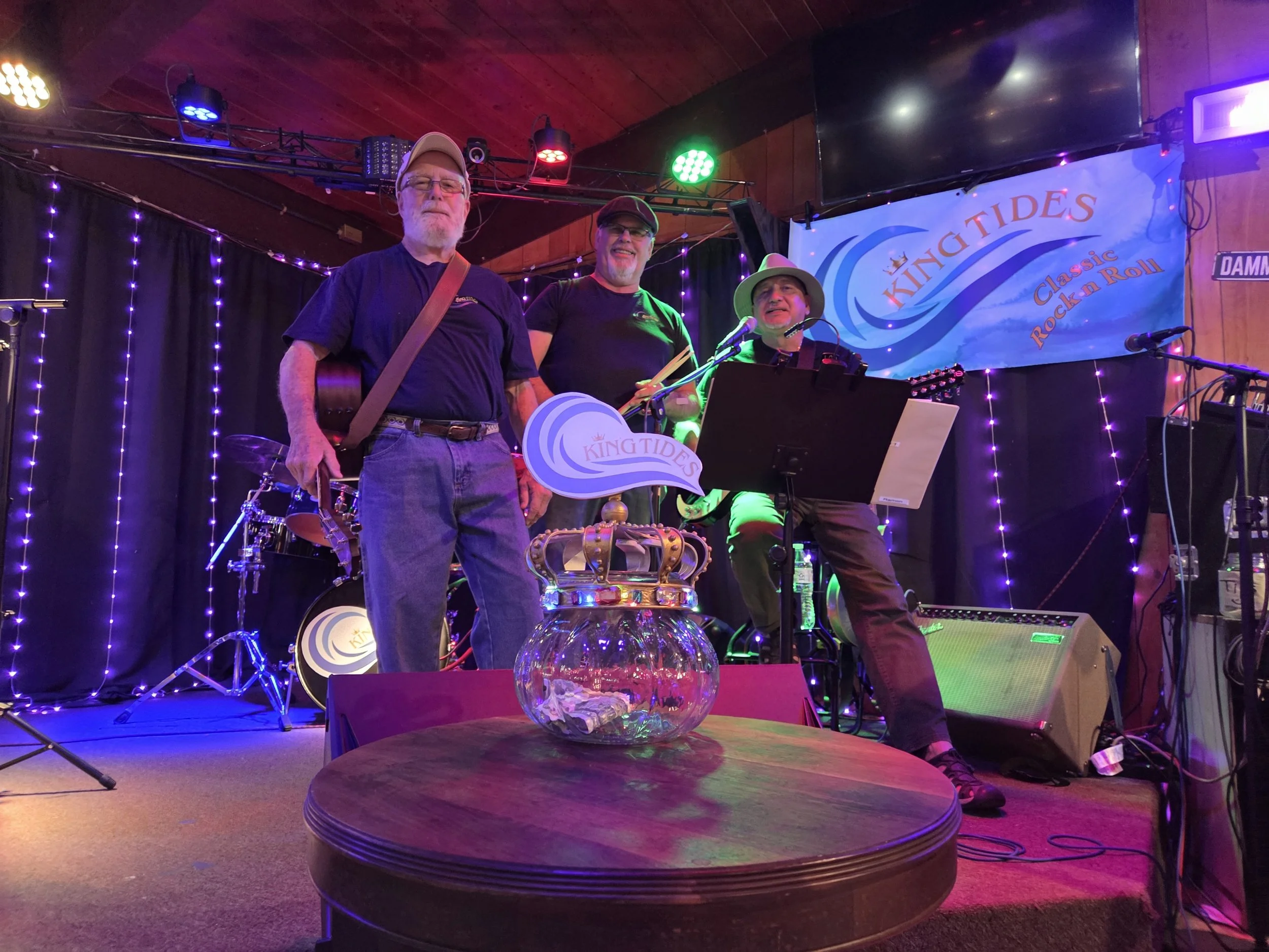 Live Music with The King Tides