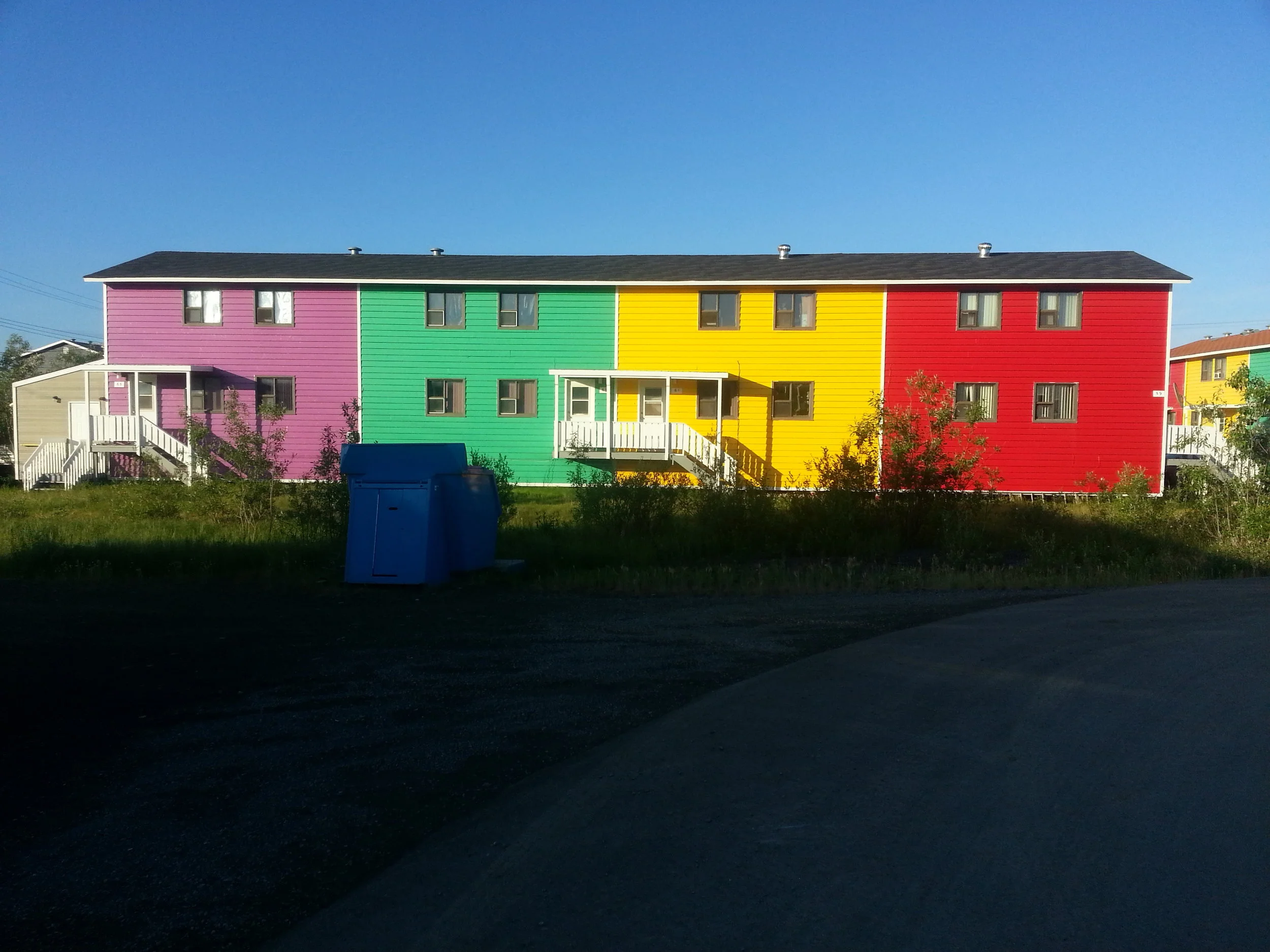 InuvikColorHouses.jpg