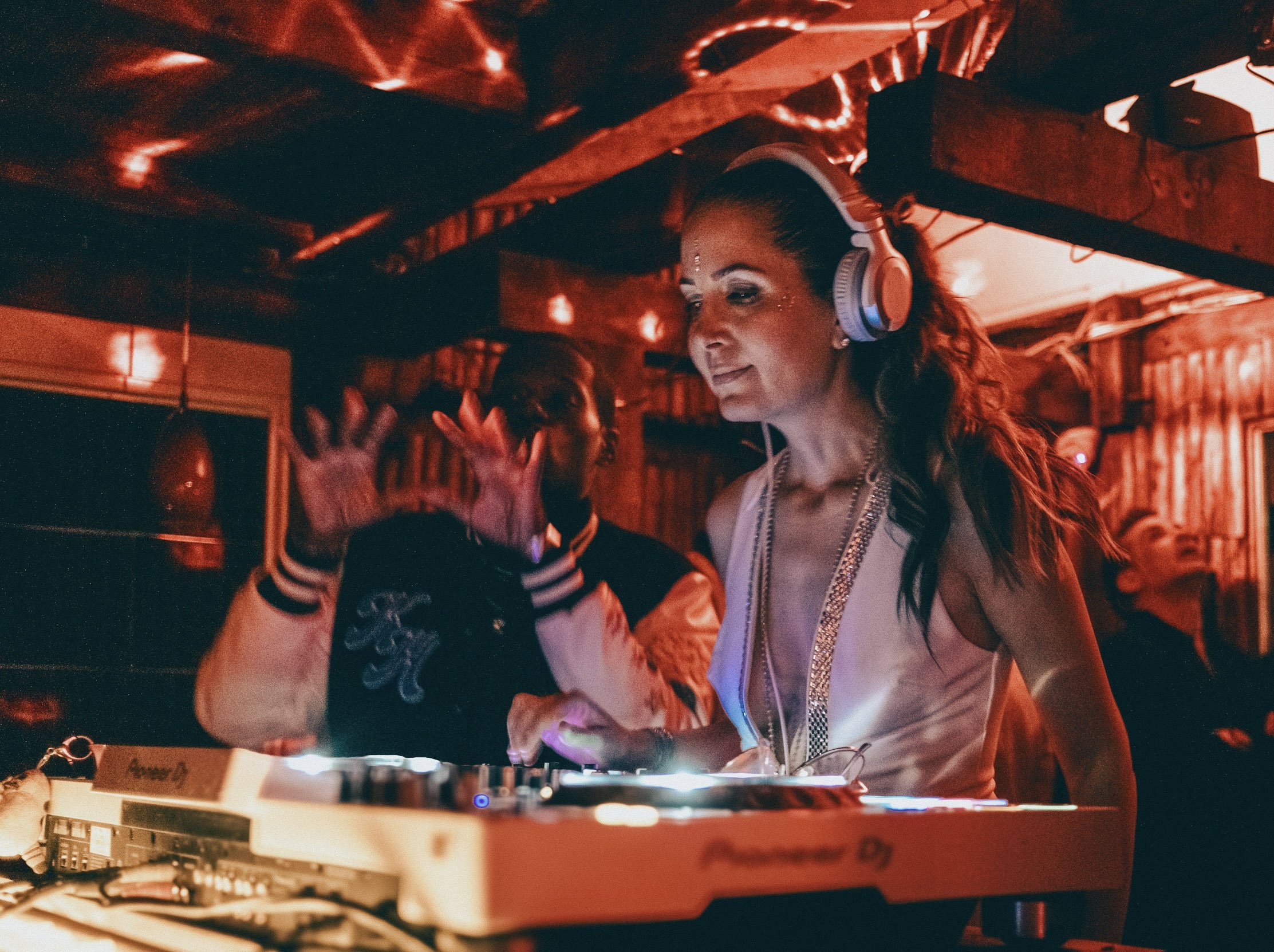 Goli_DJ_Saga.jpg
