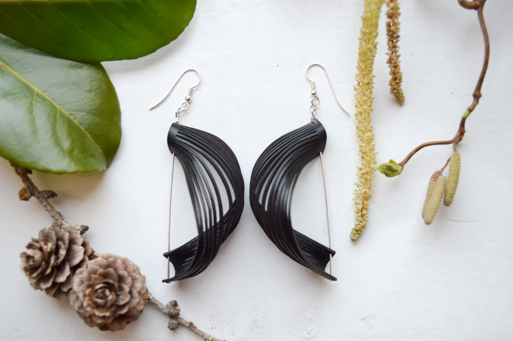 leather_earrings_5.jpg