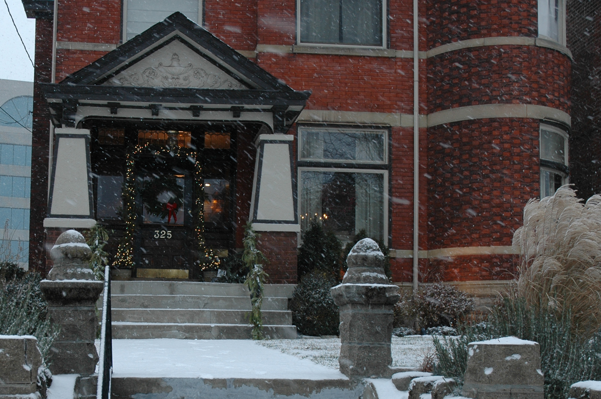 East Row Historic District
