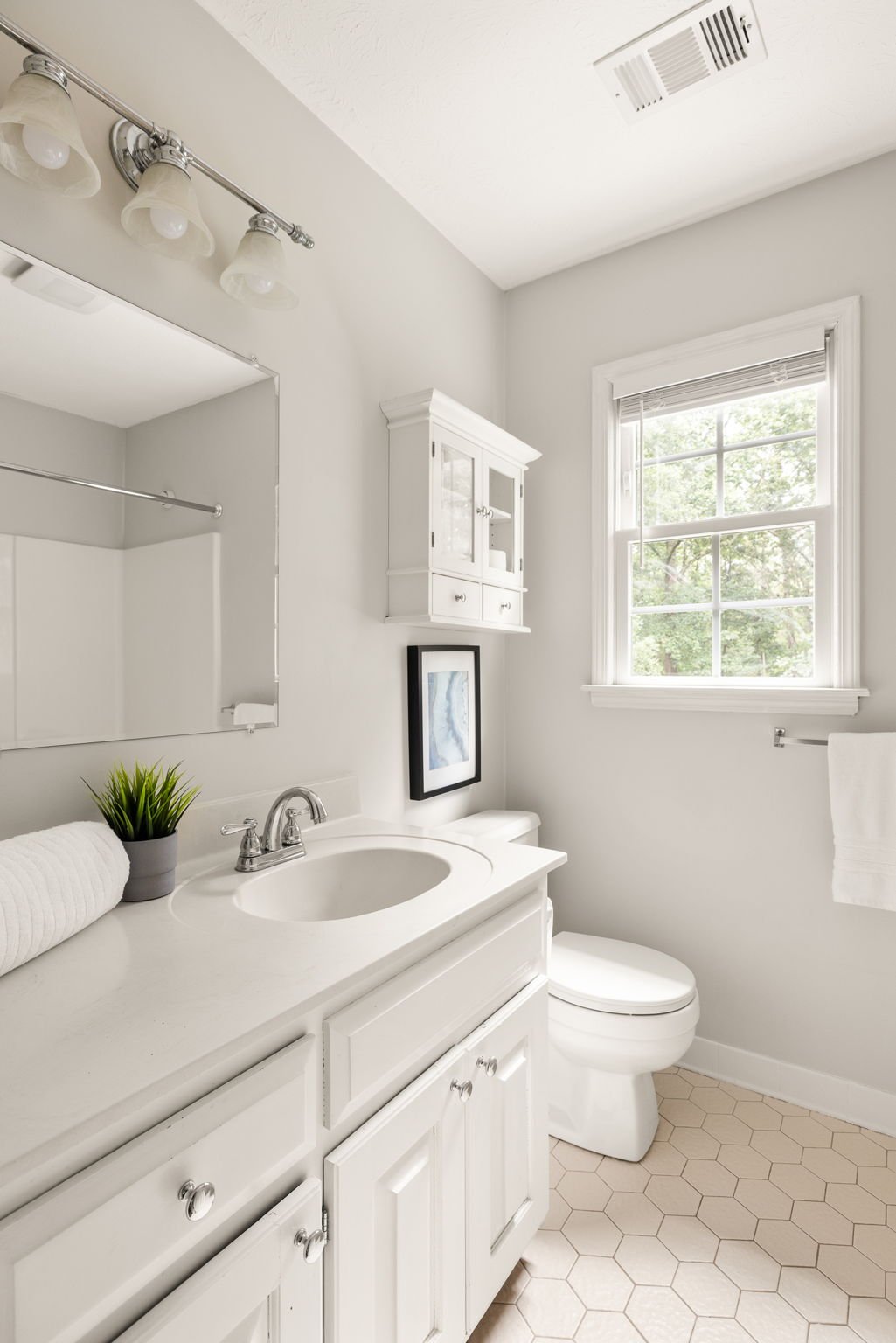 50-web-or-mls-20250710_3788leeridge_harris170.jpg