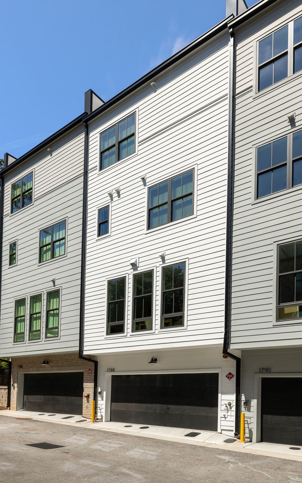 37-web-or-mls-20250714_1788peach_harris121.jpg