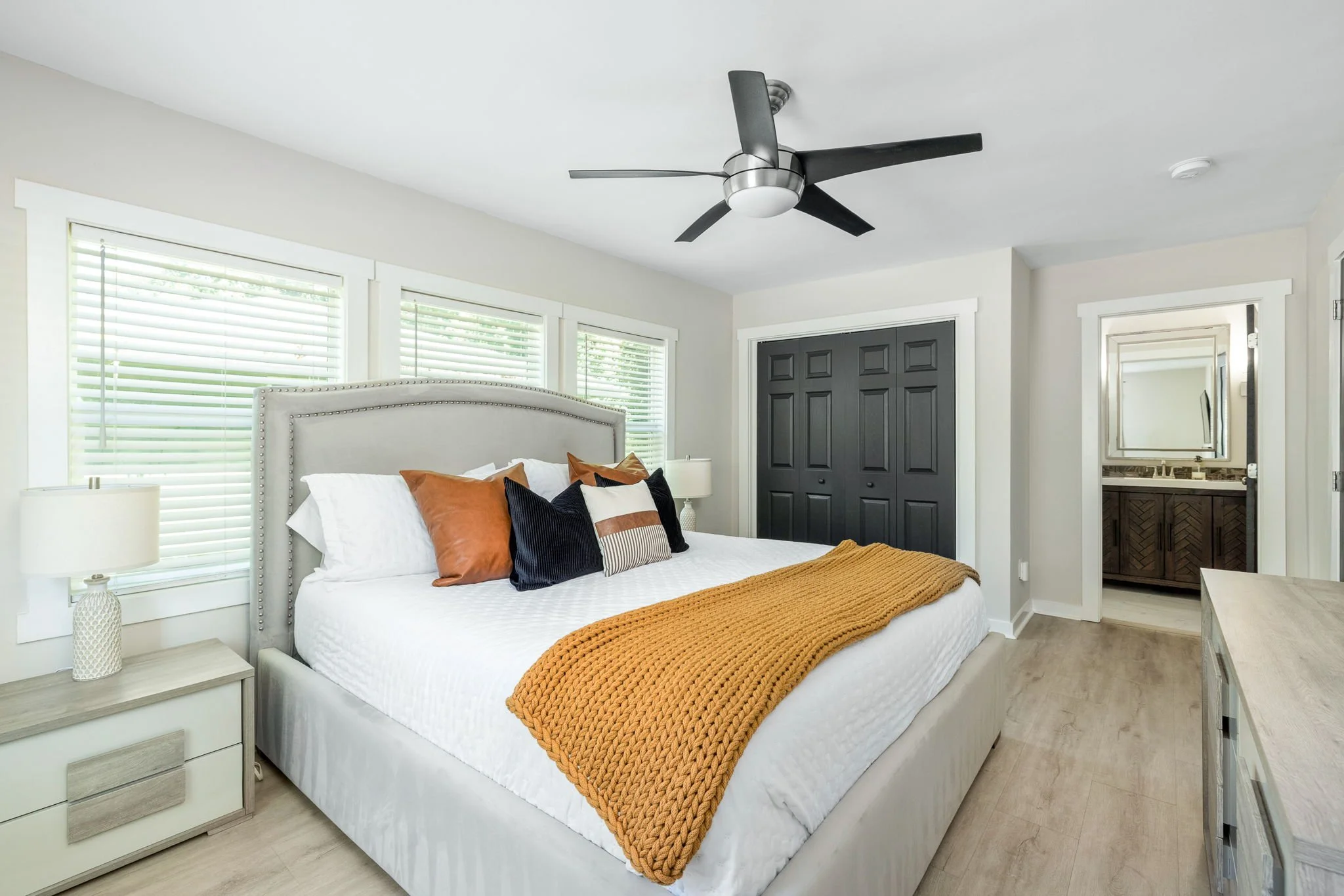 17-web-or-mls-20250728_1675alvarado_harris-56.jpg