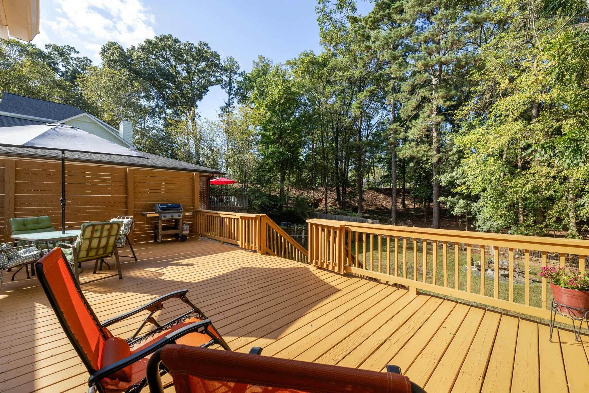 37-web-or-mls-20251010_3056oakham_harris103.jpg