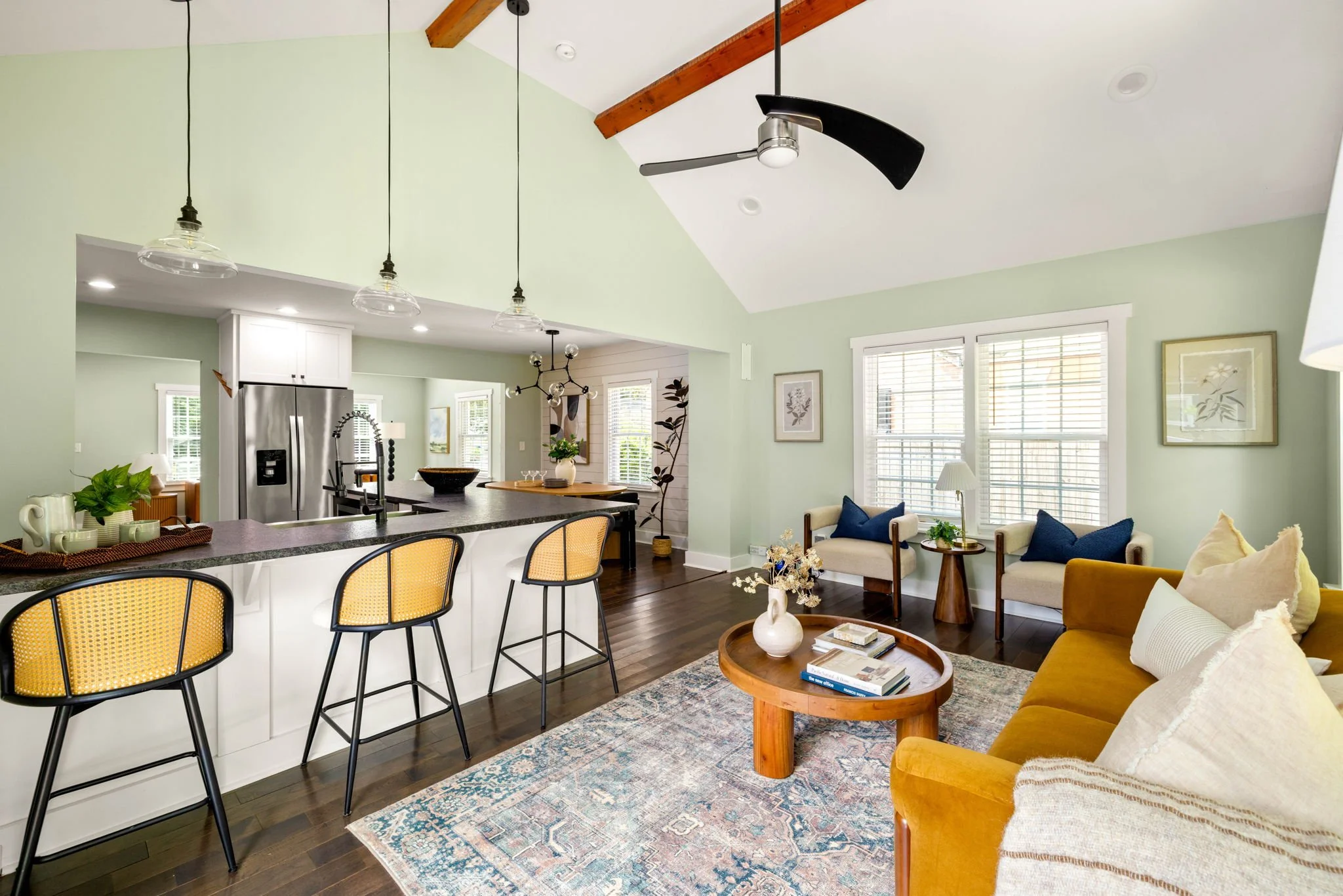 12-web-or-mls-20260528_1535deerwood_harris038.jpg