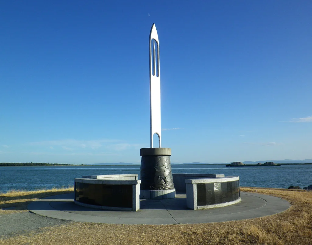 stevestonmemorial.jpg