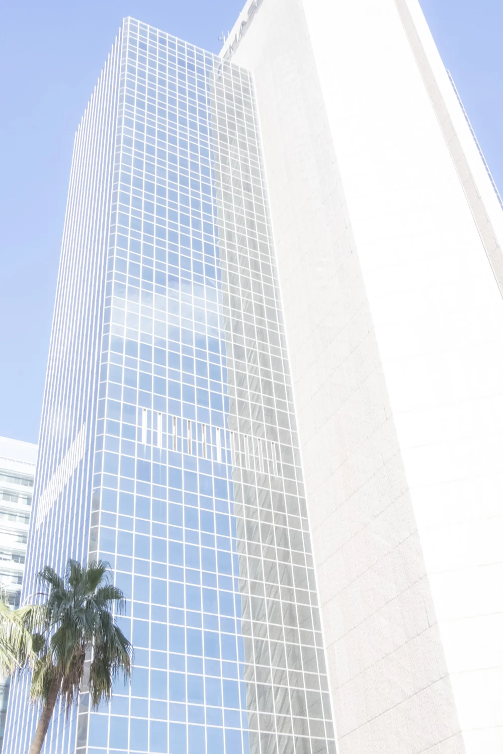 Office Building in Full Sun, Phoenix, Arizona