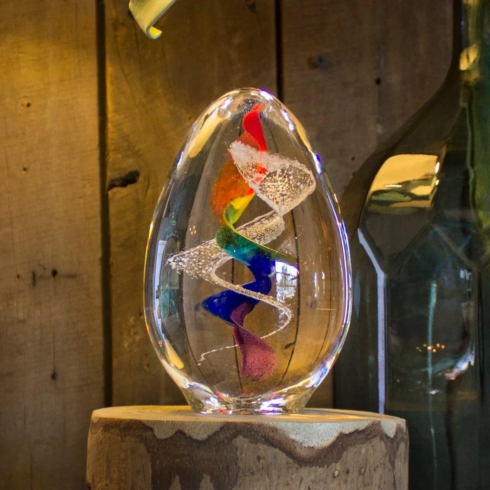 Rainbow_Egg_3.jpg