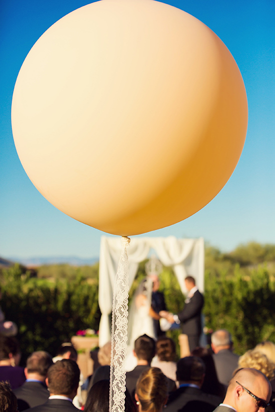 Another balloon shot because I'm pretty much obsessed with them! Thank you to Balloon Flare for making my balloon dreams come true. 