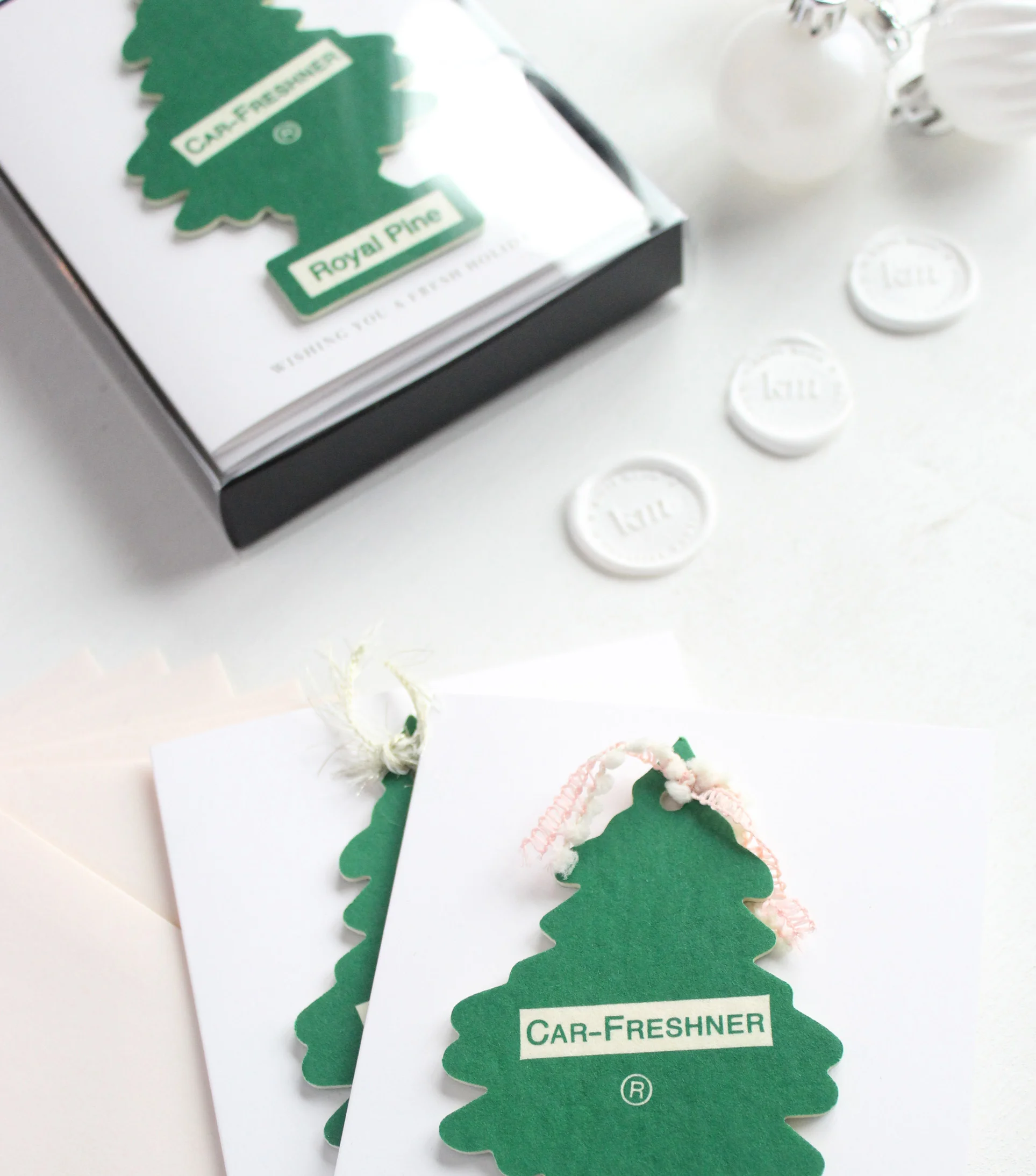 Sweet-Witty_Holiday-Trees_FRESH_4.jpg