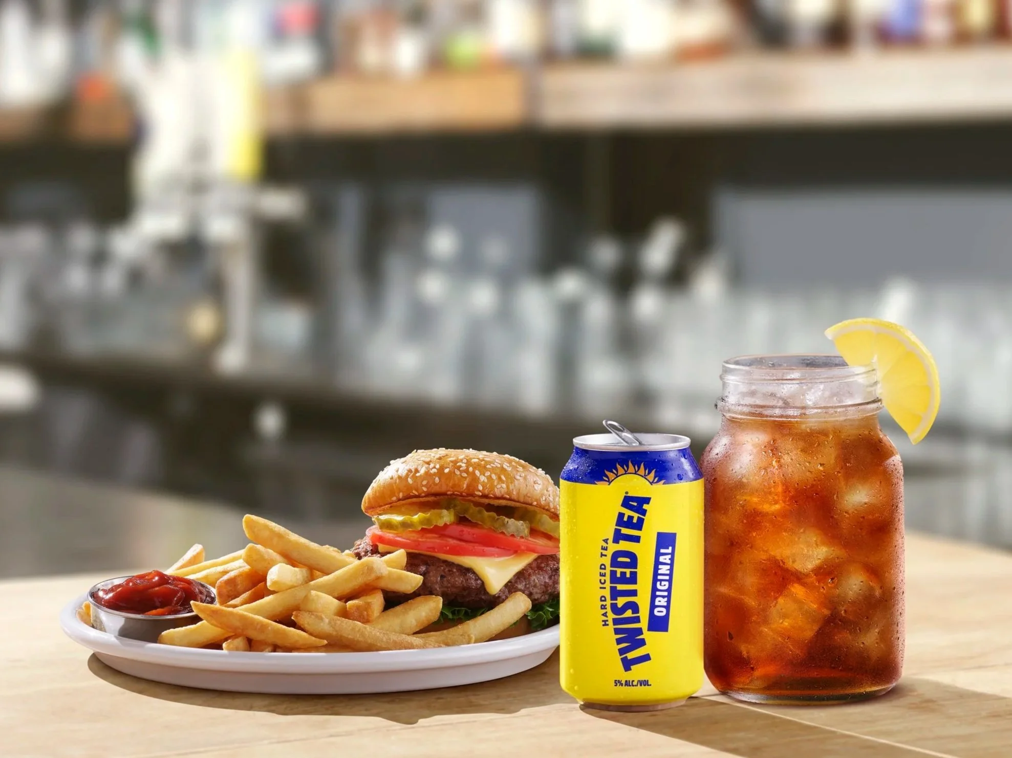 TwistedTea_BarScene2_Horizontal_12ozCanWJar%26Burger.jpg