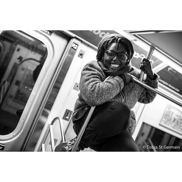 Right
@kombuchamami 
#mta #trains #metro #nycmta #locs #swing #climb #blackandwhite #bnw #brooklynbridge #astorplace #winter