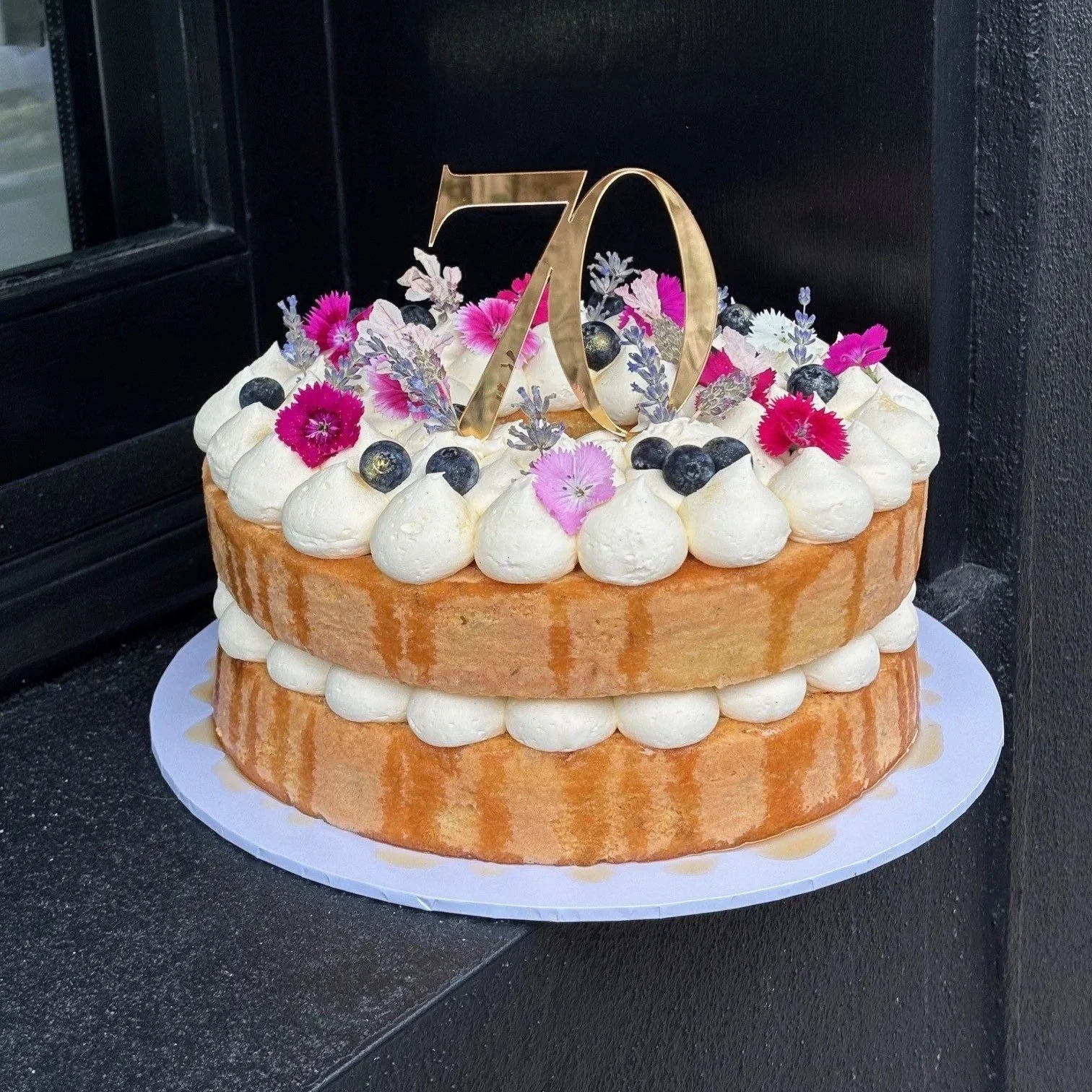 Vanillapod-vanillapodspecialtycakes-brisbanecakes-glutenfreecakes-lavendercake-lavenderandhoneycake-70thcake-babyshowercake-brisbanebirthdaycakes-brisbane.jpg