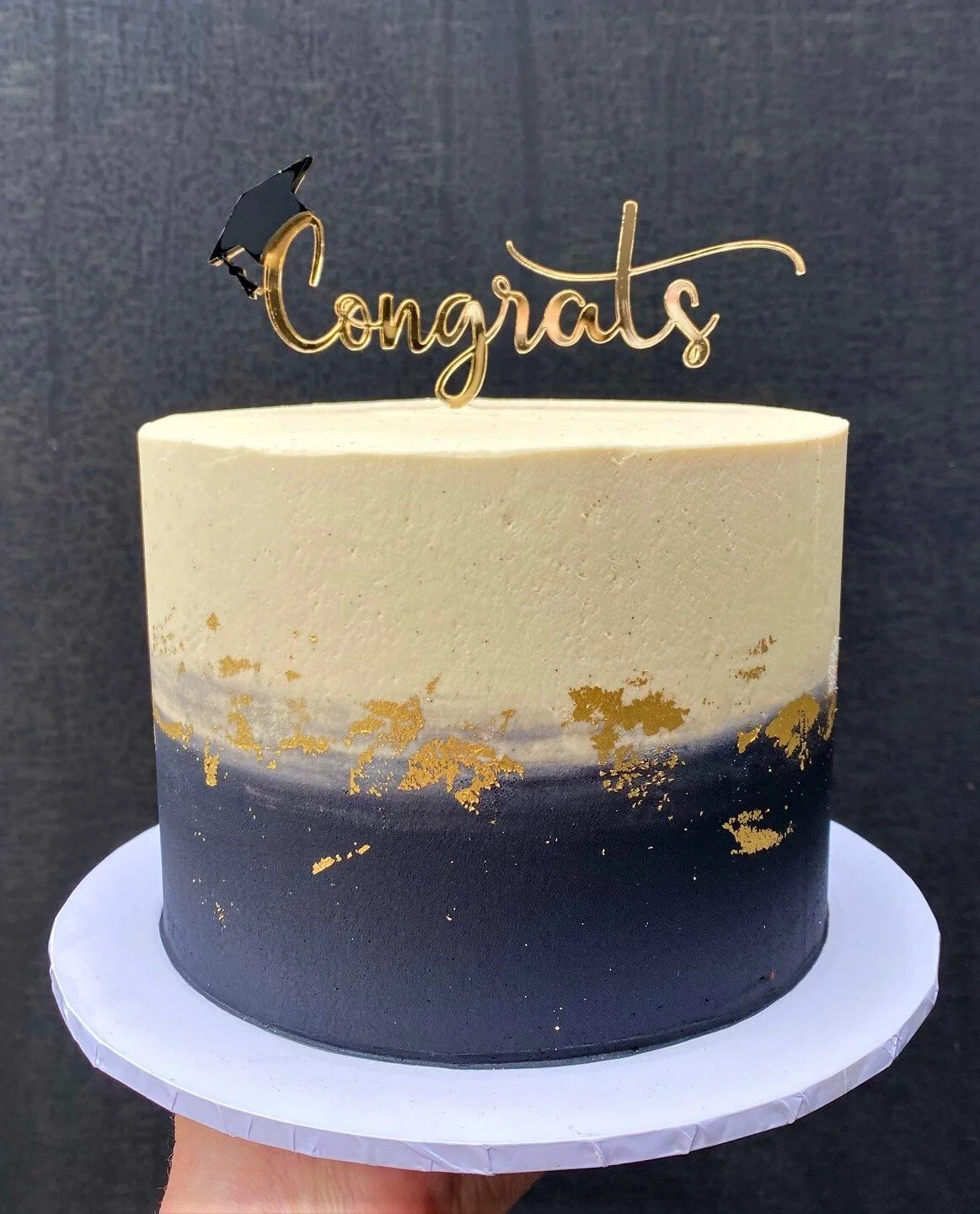 pix Black White And Gold Graduation Cakes graduation cake vanilla pod