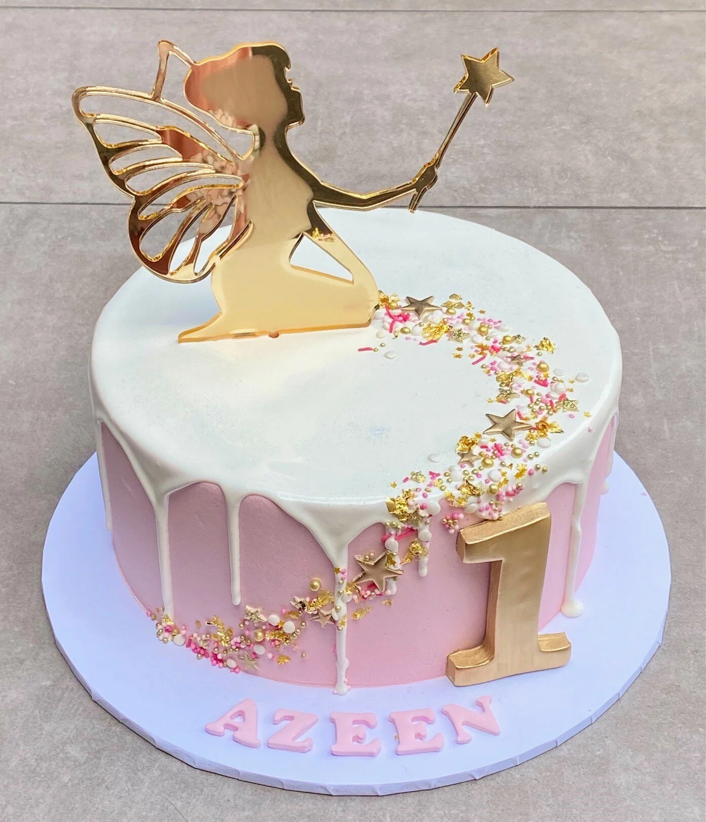vanillapodspecialtycakes-customcakes-brisbanecakes-fairycake-1stbirthdaycake-noveltycakes-pink-drizzlecake.jpg