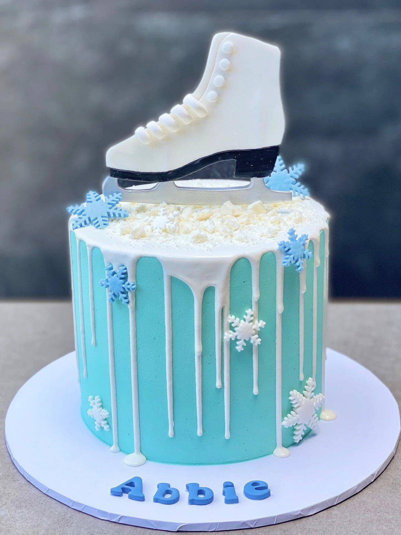 vanillapodspecialtycakes-brisbanecakes-bestcakesintown-birthdaycakes-customcakes-iceskating-iceskatingcake-noveltycakes.jpg