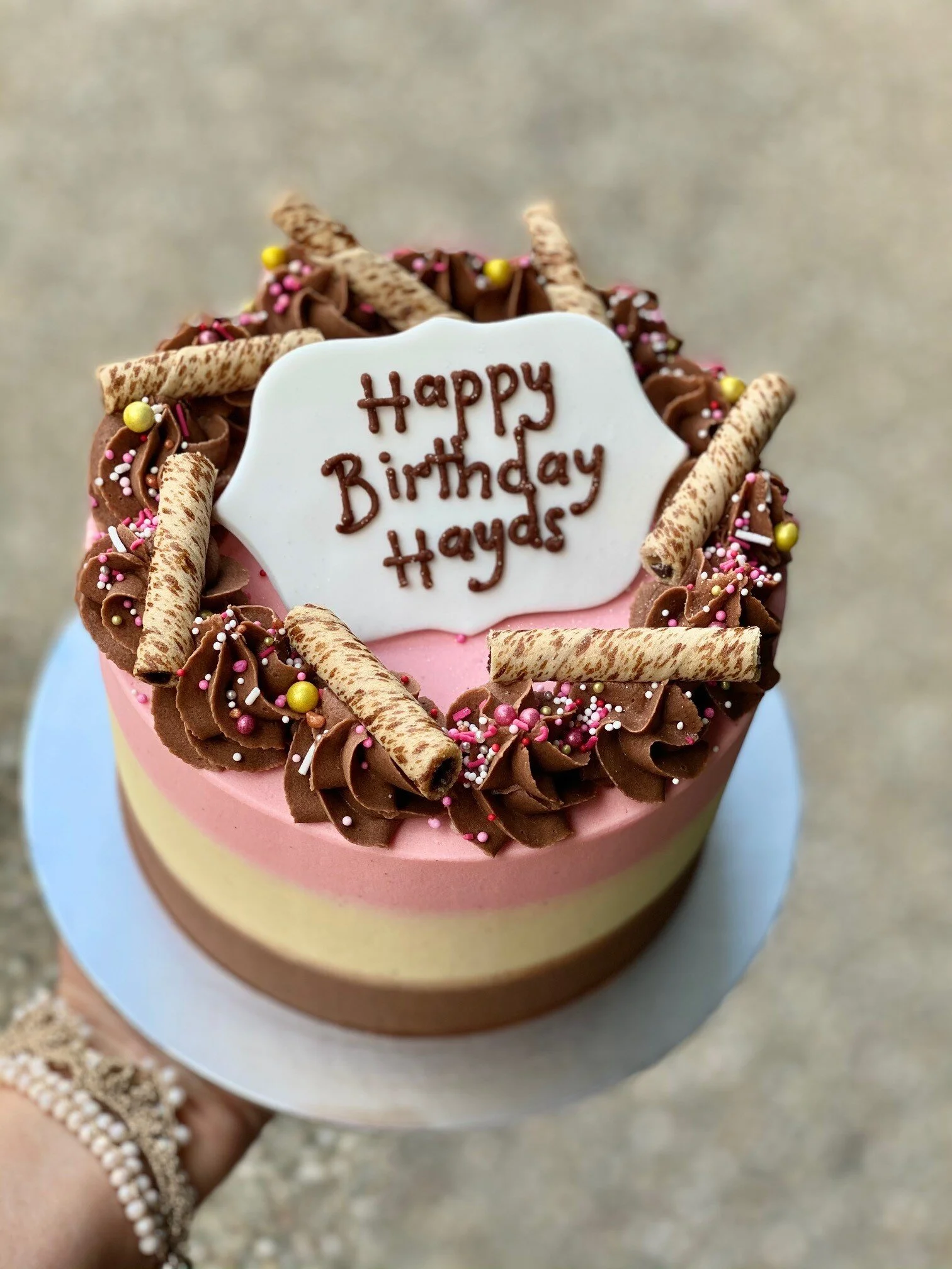 vanillapodspecialtycakes-birthdaycakes-brisbanecakes-cupcakes-bestcakesbrisbane (3).jpg