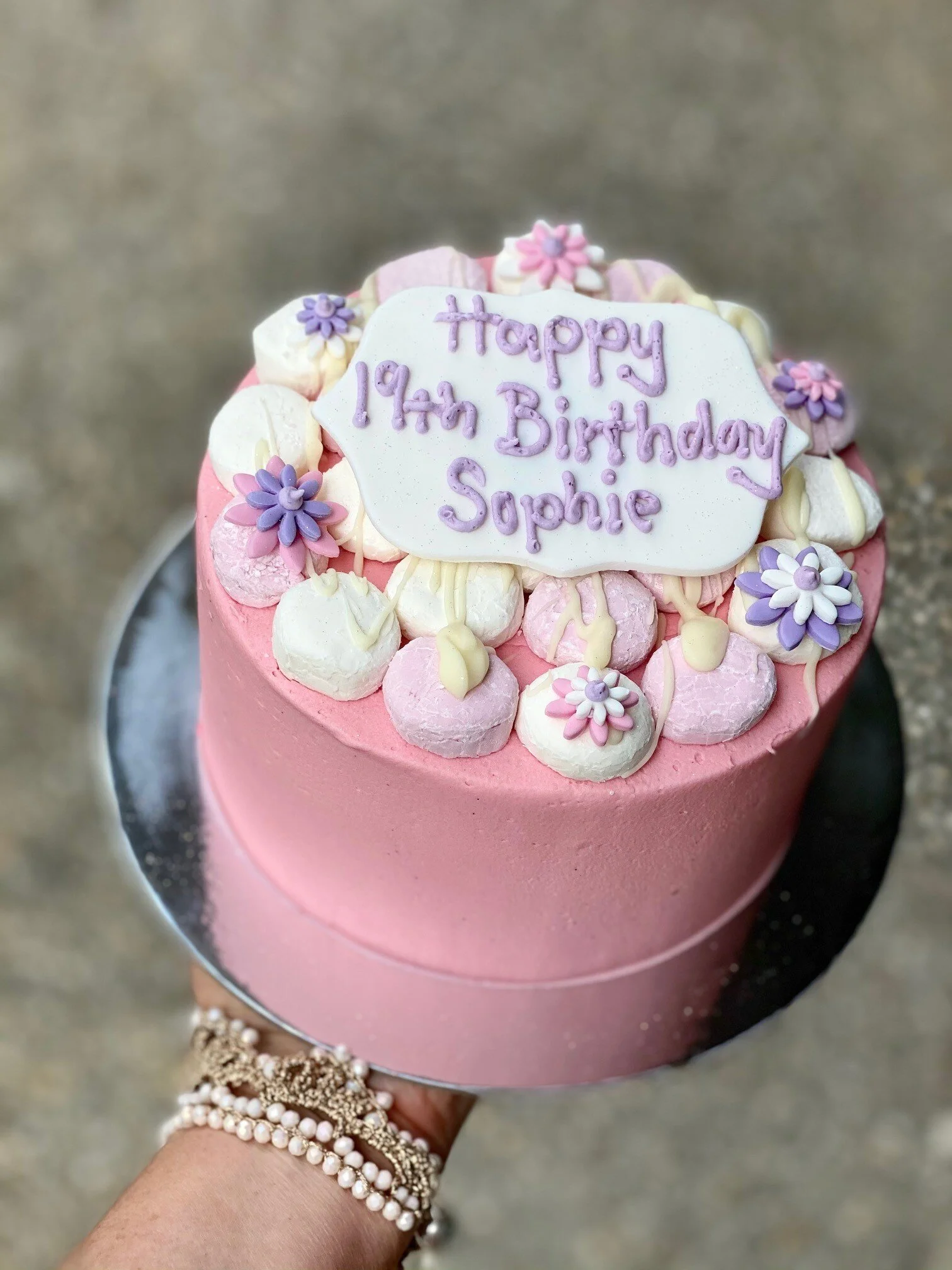 vanillapodspecialtycakes-birthdaycakes-brisbanecakes-cupcakes-bestcakesbrisbane (4).jpg