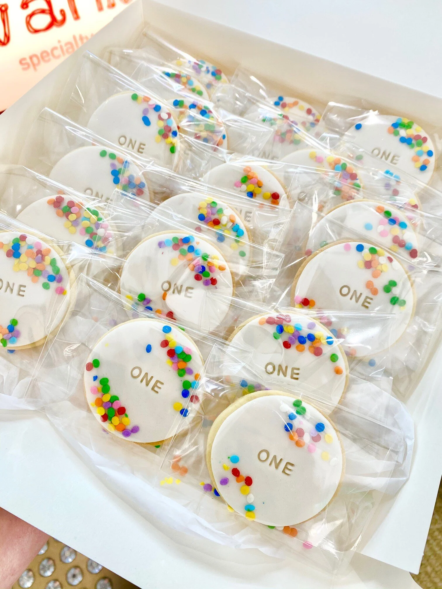 vanillapodspecilatycakes-brisbanecakes-bestcakesbrisbane-cupcakes-customecakes-cupcakes (29).jpg