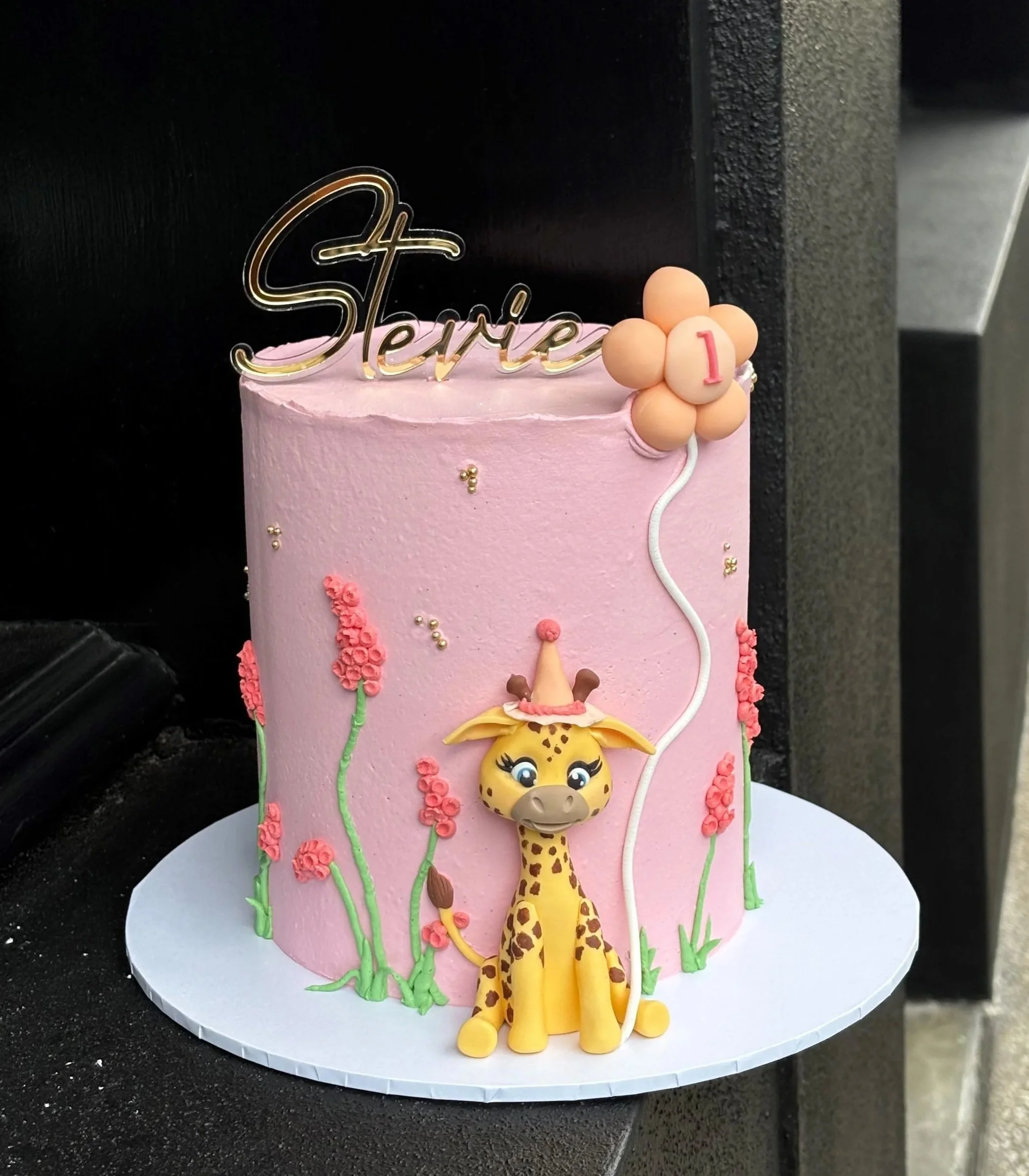 vanillapod-vanillapodspecialtycakes-bakery-bakerynearme-vanillabuttercake-buttercreamcake-bespokecake-cupcakes-glutenfree-kidscakes-customcakesbrisbane-brisbanecakes-noveltycakes++%281+%2818%29.jpg