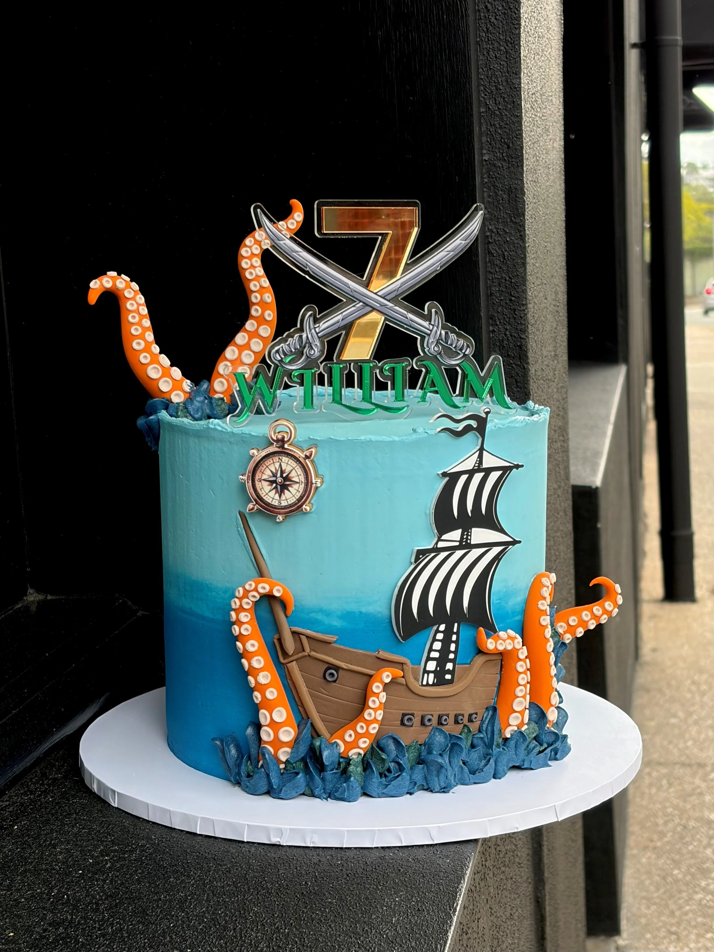 vanillapod-buttercreamcake-vanillapodspecialtycakes-brisbanecakes-7thbirthdaycake-pirateshipbirthdaycake-piratethemedcake-oceanoctopuscake.jpg