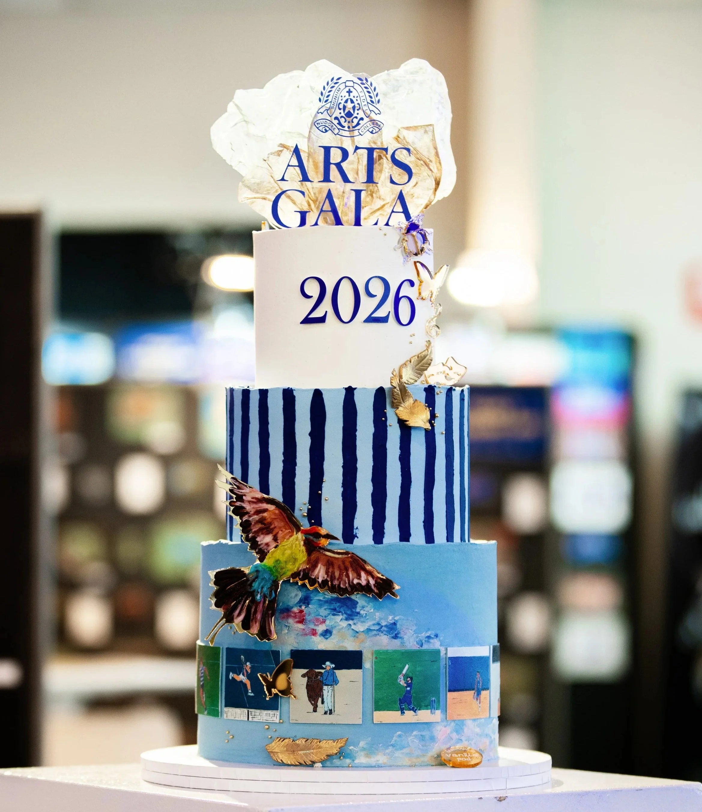 vanillapod-buttercreamcake-vanillapodspecialtycakes-brisbanecakes-corporatecakesbrisbane-NudgeeArtsGala2026-NudgeeArtsGalaCake-NudgeeArtsGala-NudgeeCollegeCake-ToowoombaGallery.jpg