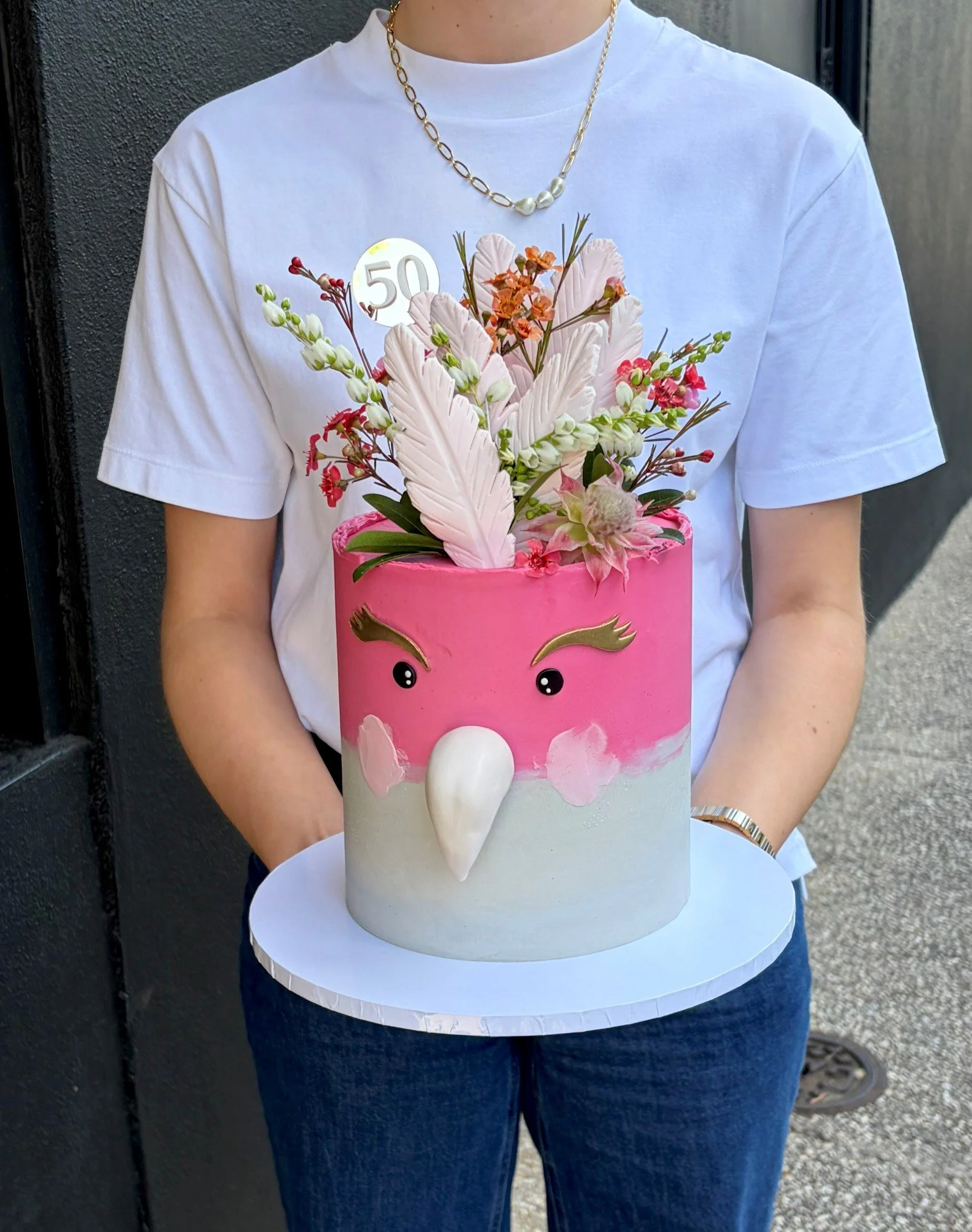 vanillapod-buttercreamcake-vanillapodspecialtycakes-brisbanecakes-pinkgalahcake-50thcakebrisbane.jpg