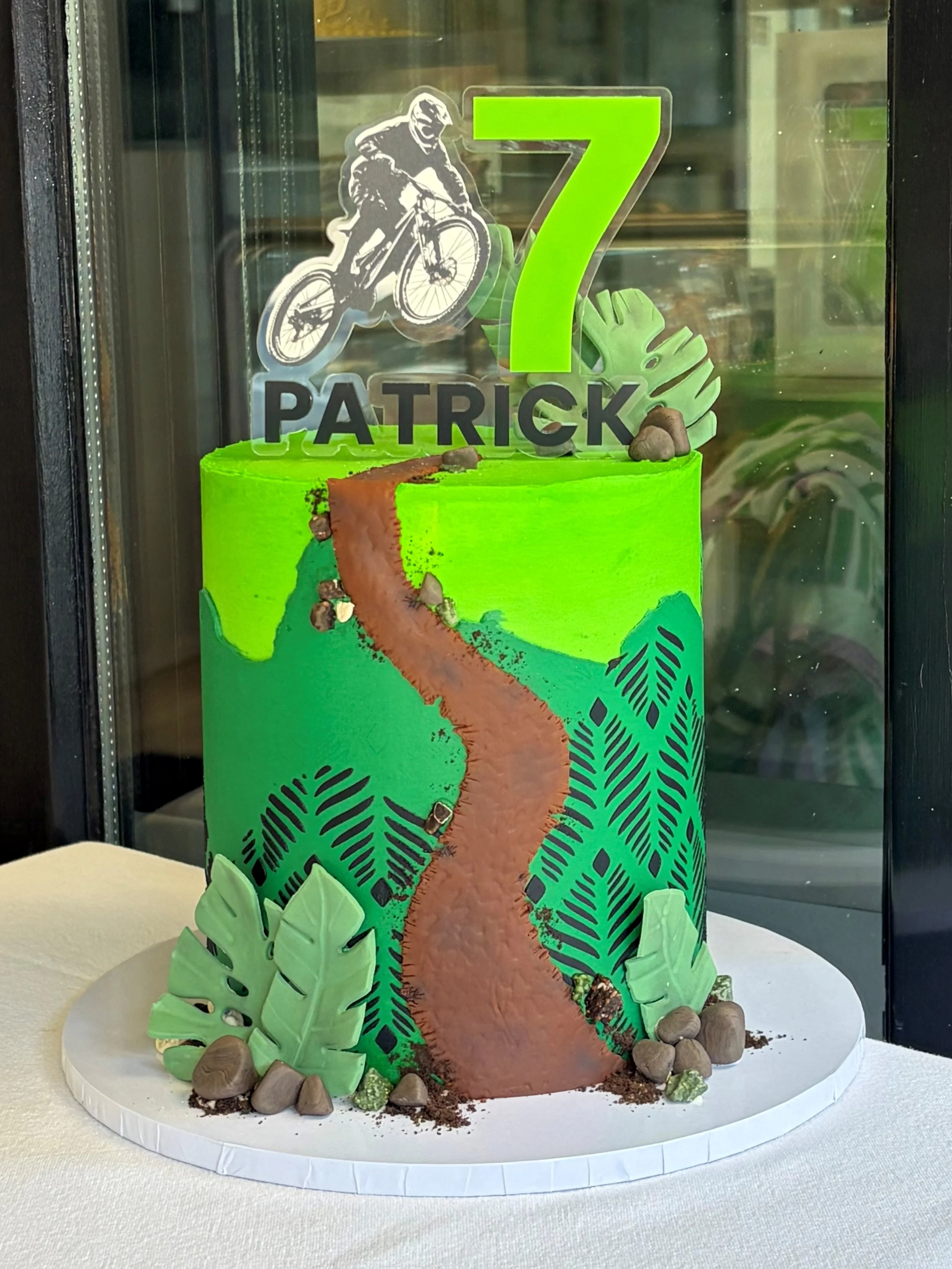 Vanillapod-vanillapodspecialtycakes-brisbanecakes-glutenfreecakes-brisbanebirthdaycakes-brisbane-cyclingcake-kidscakes-noveltycake-bespokecake.jpg