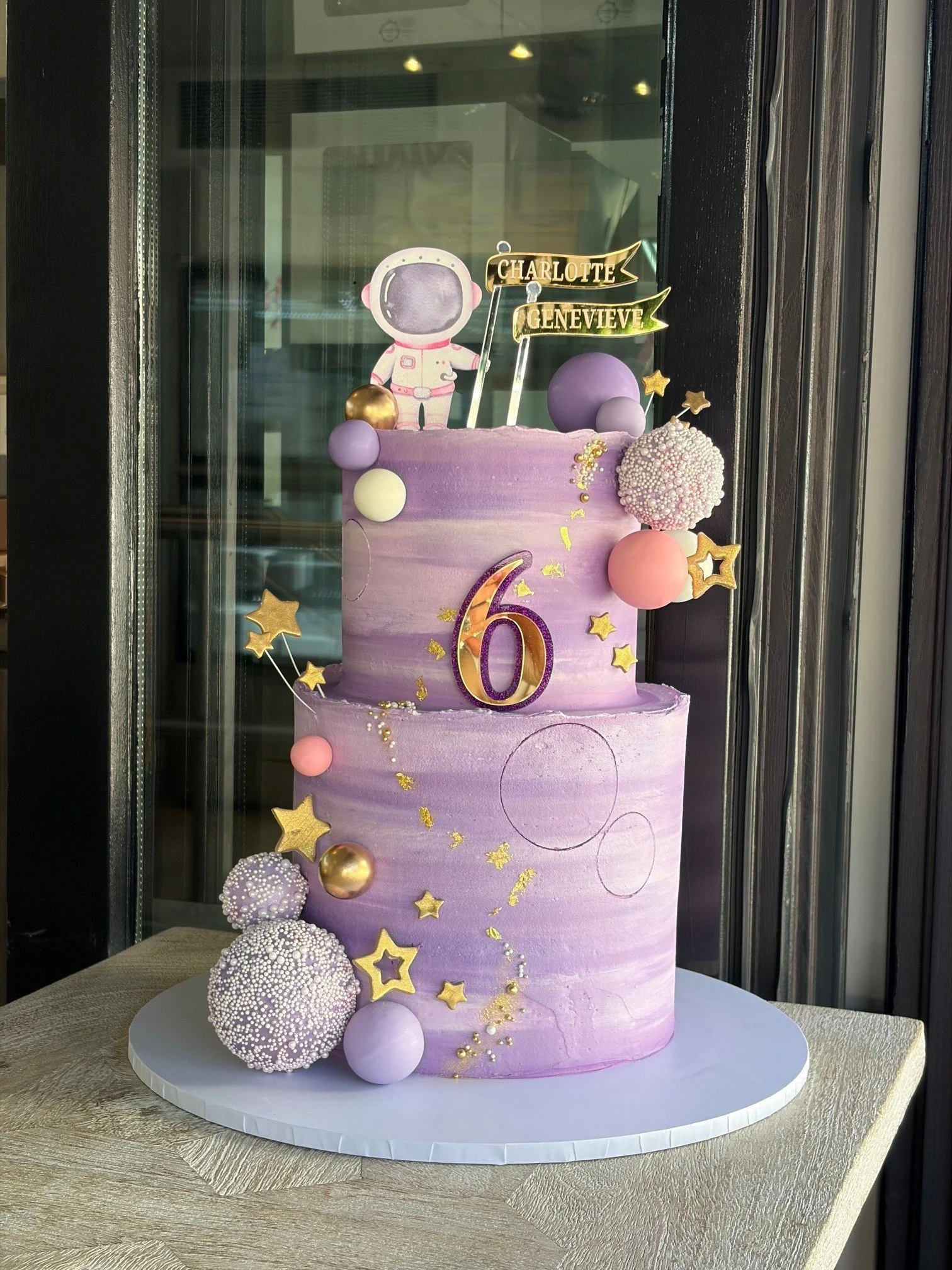 vanillapod-buttercreamcake-vanillapodspecialtycakes-noveltycakes-weddingcake-brisbanewedding-brisbanekids-glutenfreecake (11).jpg