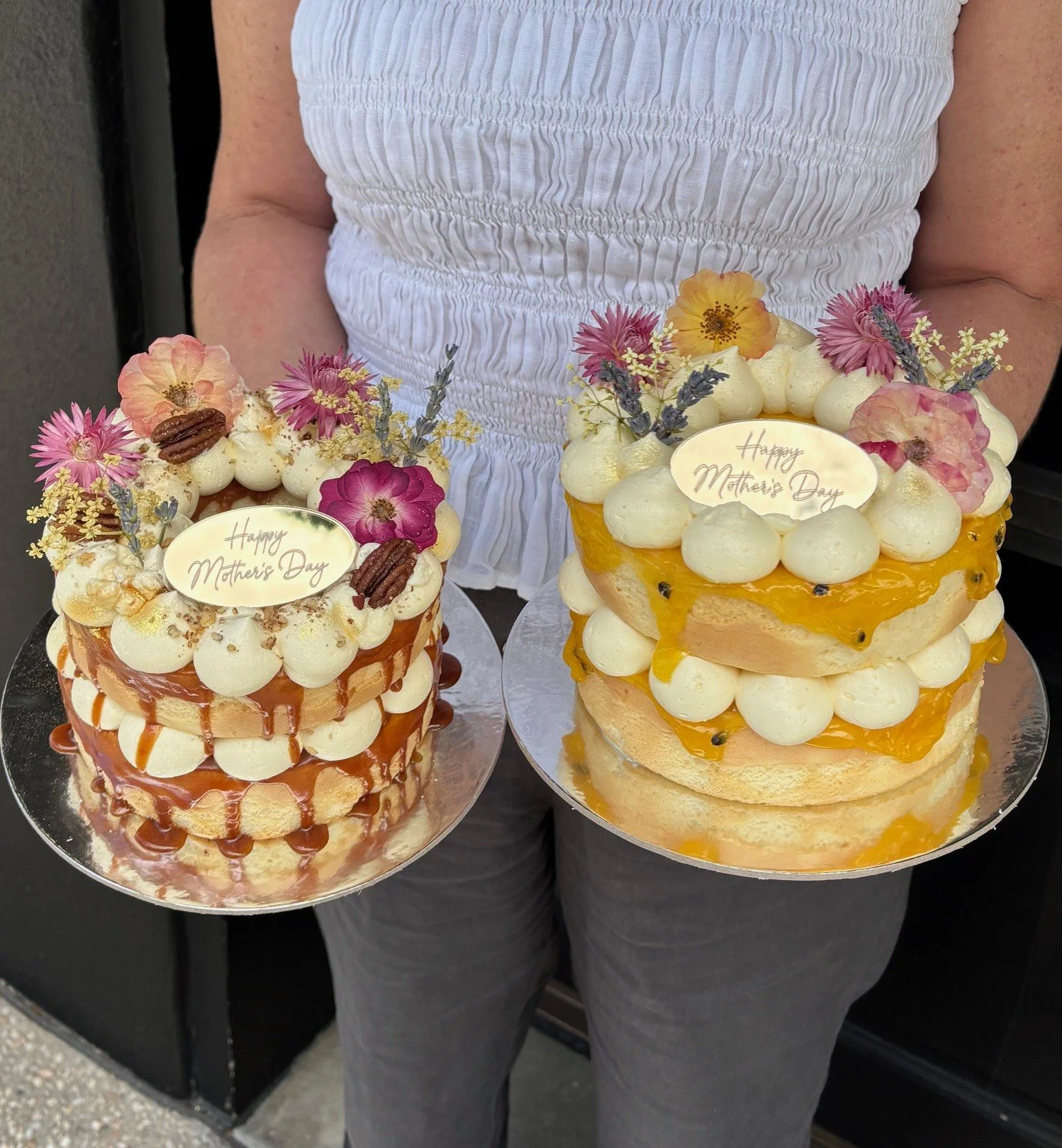 Vanillapod-vanillapodspecialtycakes-mothersday-brisbanecakes-mothersdaygift-mothersdaycake-nakedcake-glutenfreecakes-cristinare-mothersdaymorningtea (3).jpg