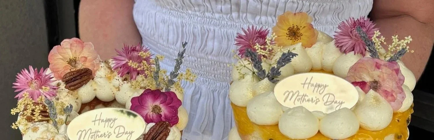 vanillapod-cakesbrisbane-vanillapodspecialtycakes-birthdaycake-Mother'sDayVanillaNakedCakewithCaramel&Pecan-Mother'sDayVanillaNakedCakewithPassionfruitCurd-Mother'sDayBundleGift-Mother'sDayCakeBrisbane.jpg