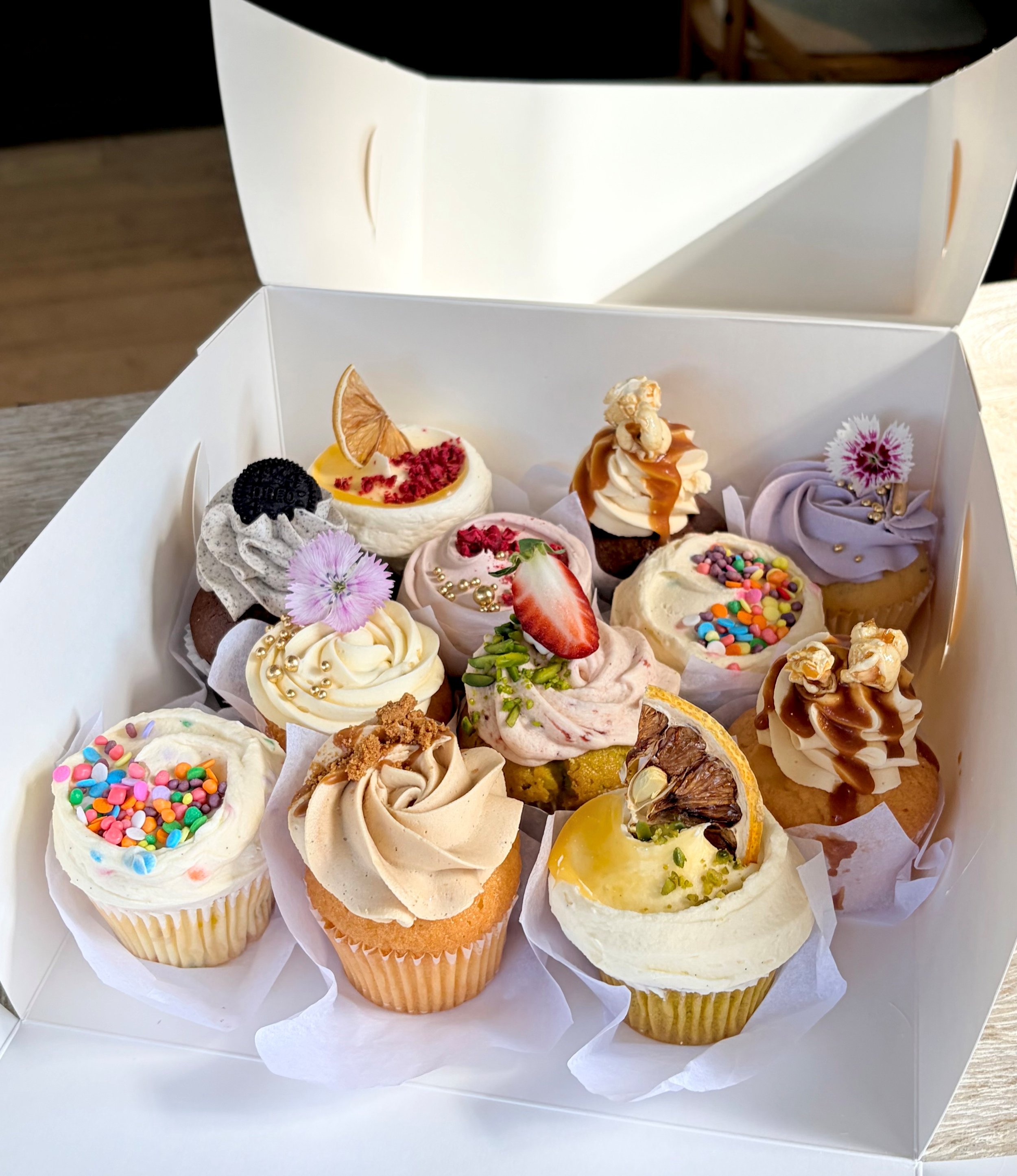 vanillapod-buttercreamcake-vanillapodspecialtycakes-brisbanecakes-luckydipcupcakes-brisbanecupcakes-cupcakes-glutenfreecupcakes-brisbanebirthdaycakes.jpg