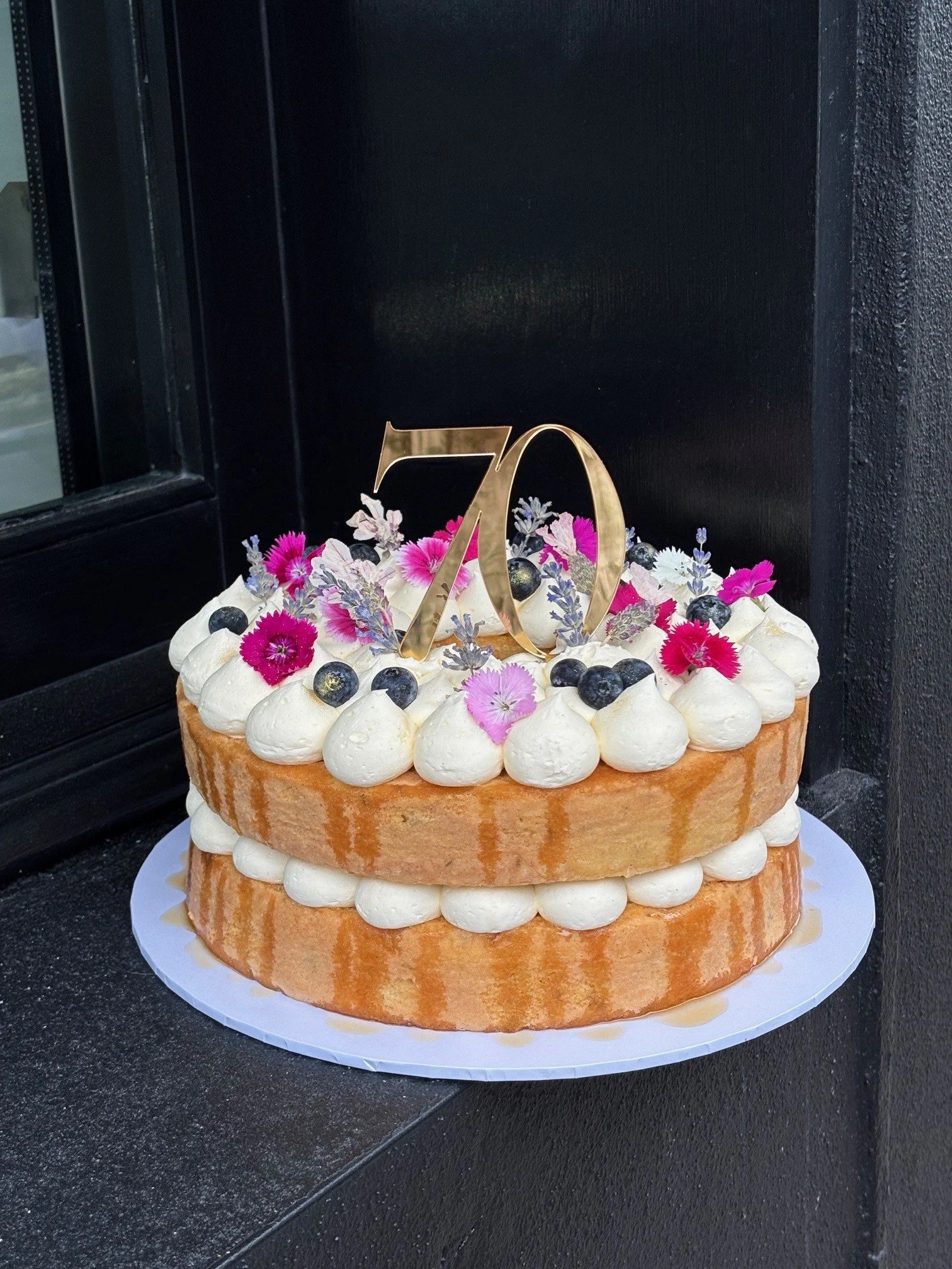 Vanillapod-vanillapodspecialtycakes-brisbanecakes-glutenfreecakes-lavendercake-lavenderandhoneycake-70thcake-babyshowercake-brisbanebirthdaycakes-brisbane.jpg