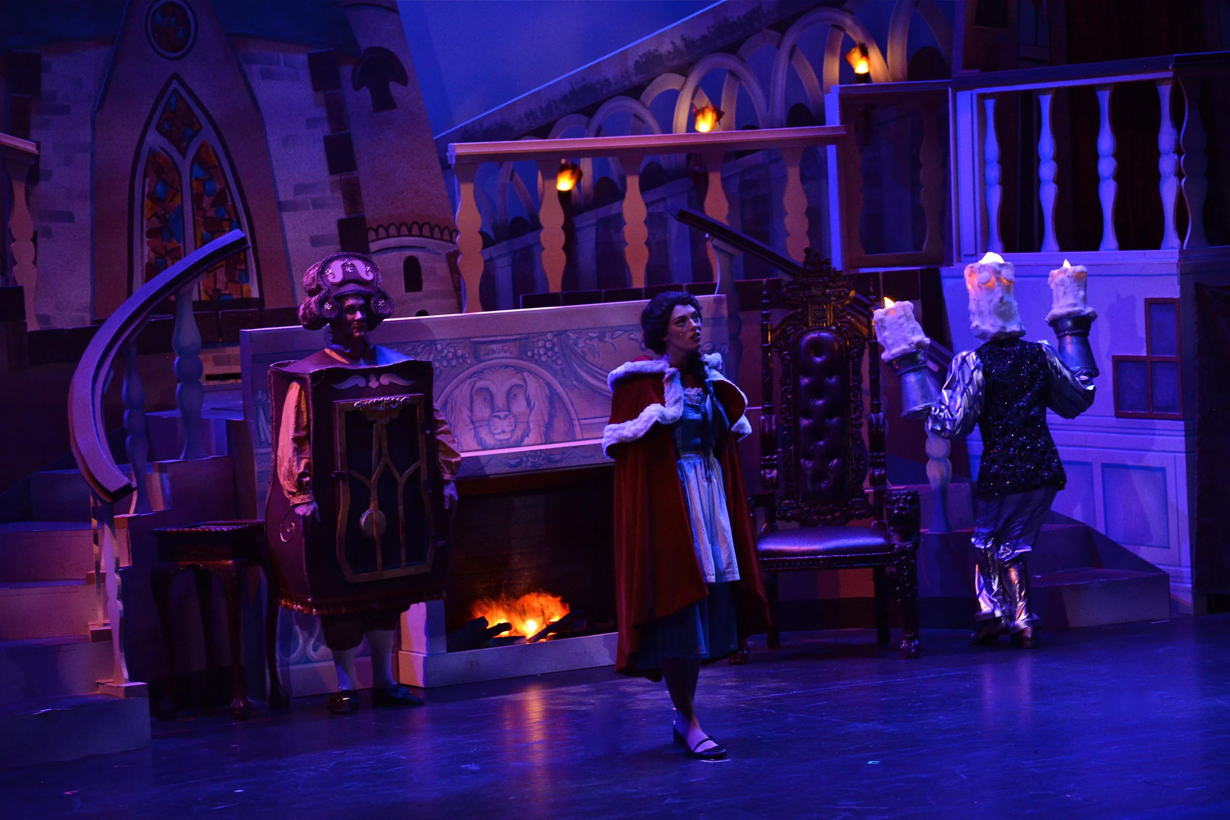 Belle enters the seemingly uninhabited castle.
