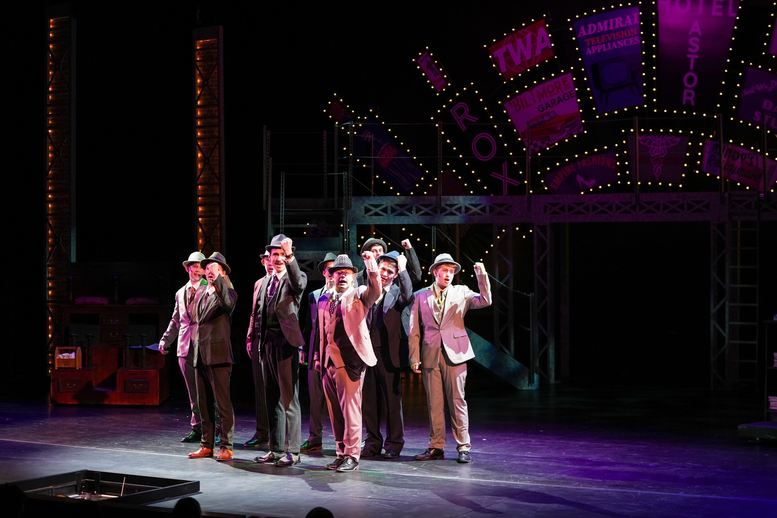 Guys-Dolls-06480.jpg