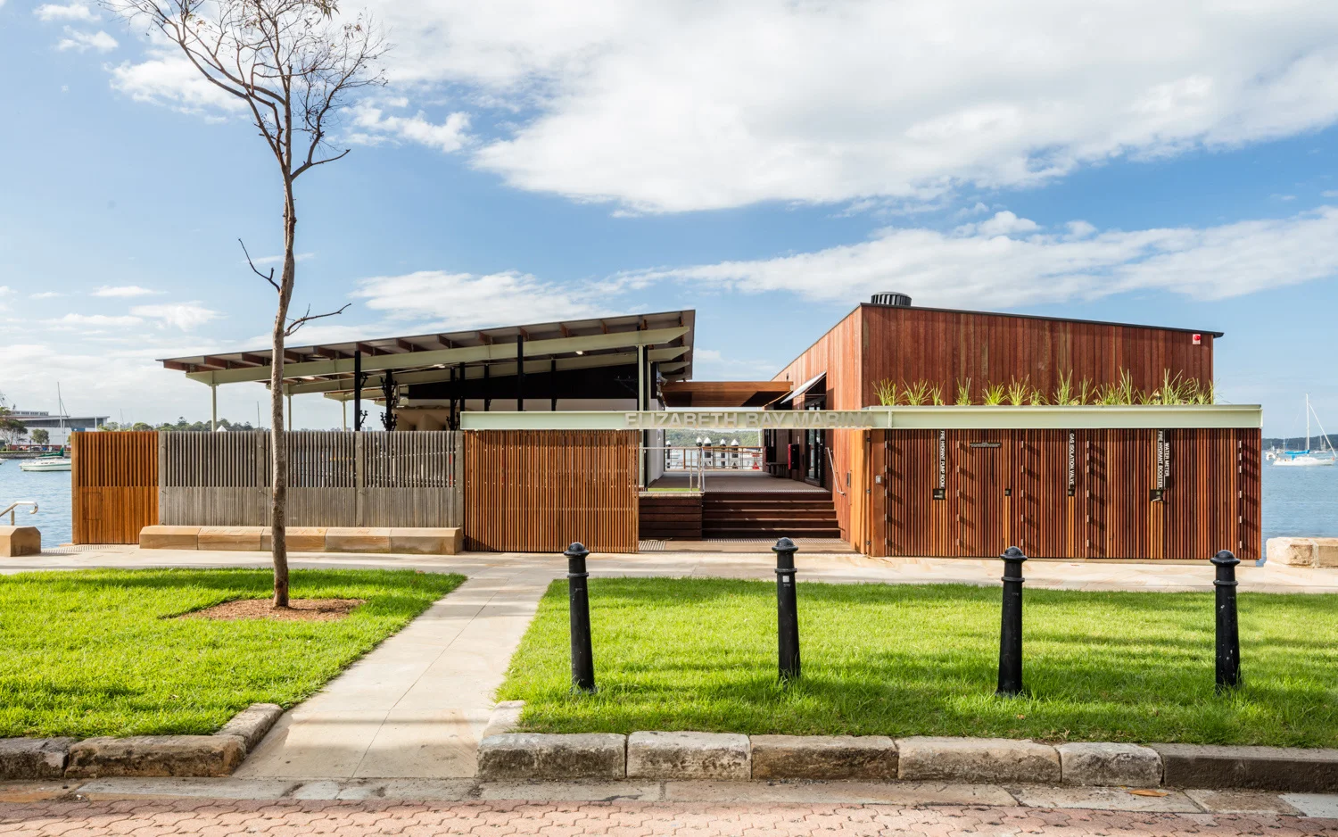 Image Credit: Lahznimmo Architects Website, Photography by Steve Back