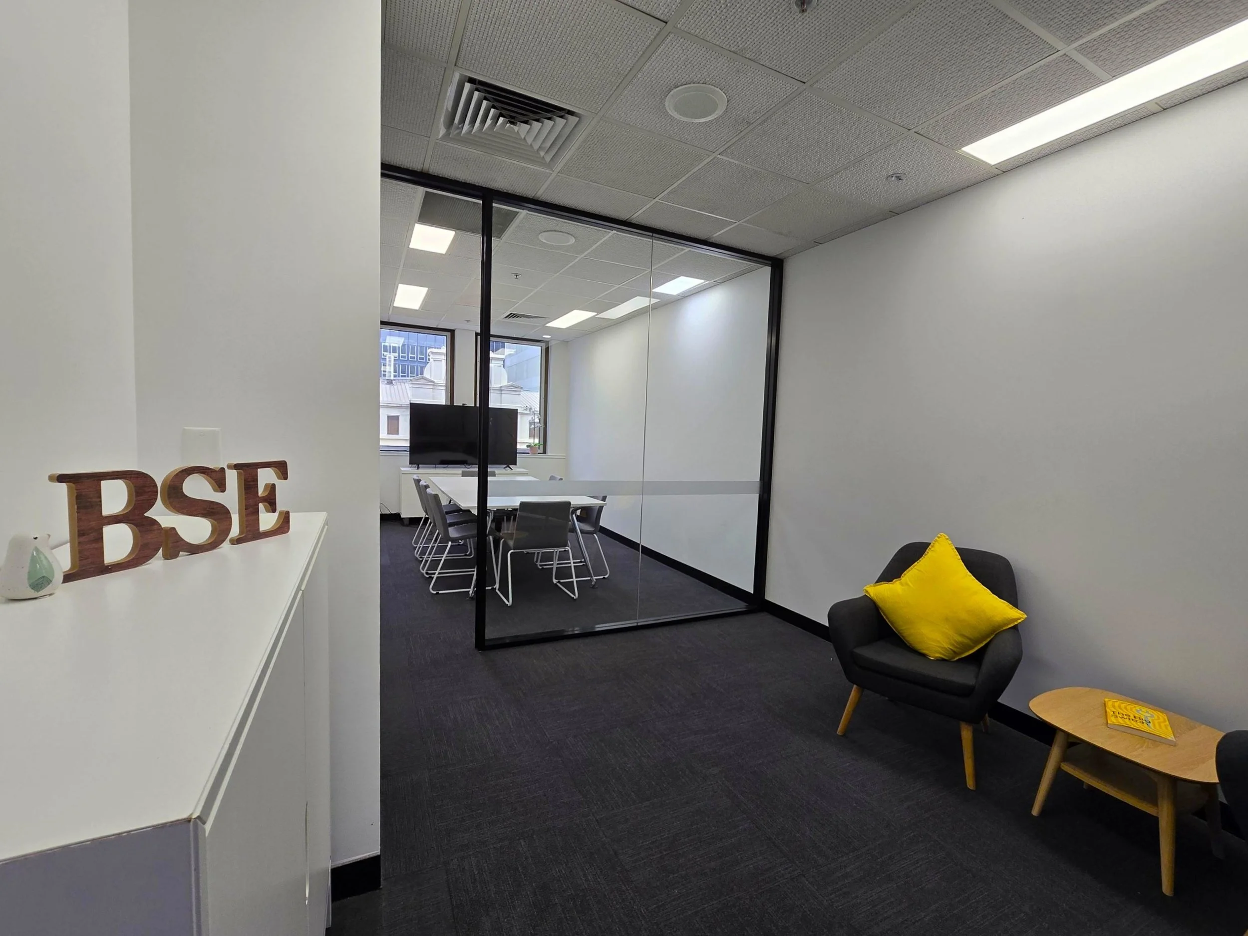 BSE SA Moves to a New Office