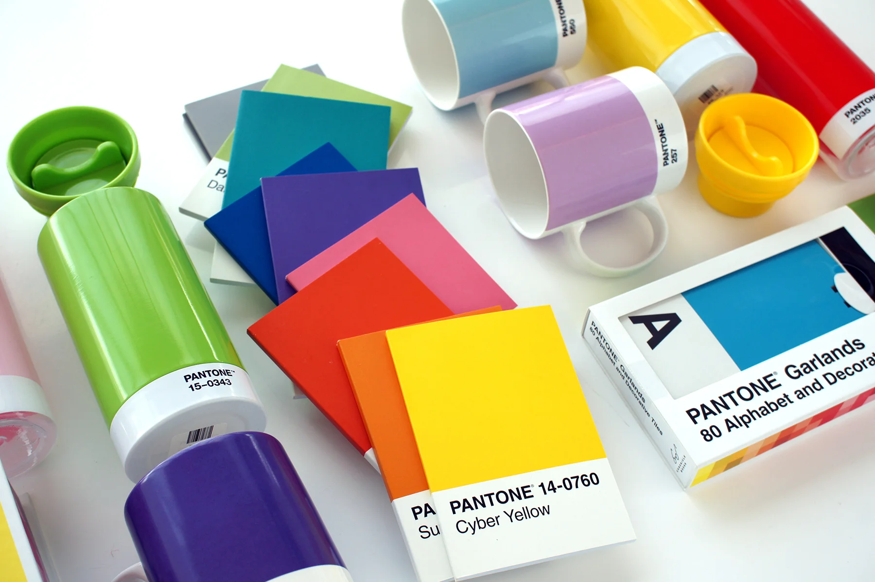 pantone_1800w.jpg