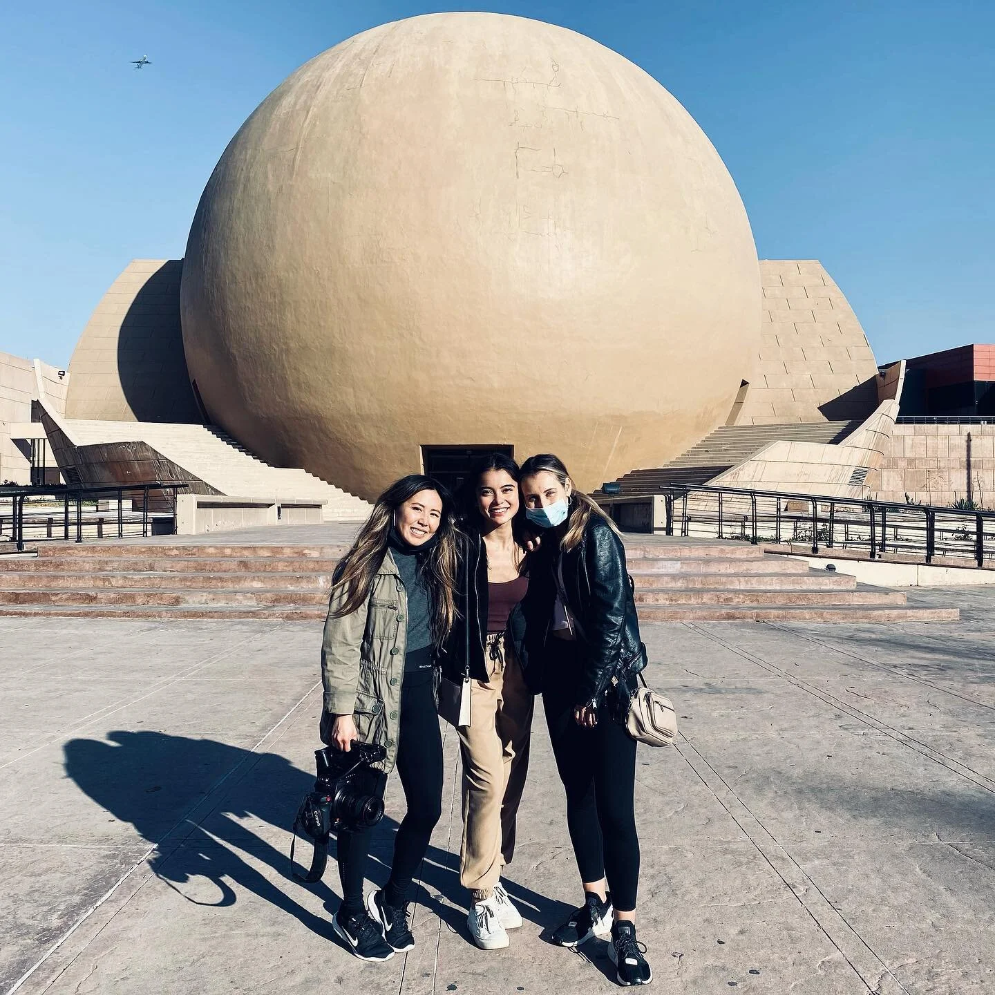 Filming in Mexico for @morethanmotiondance. Thanks for sharing your part of the world with us @camila.velaa 🌟 

📷: @edithvela