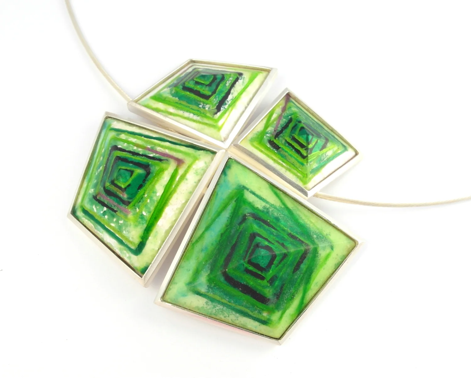  D887 Pendant by Dore Stockhausen 2012 - 925 &amp; fine silver, enamel (Private collection) 