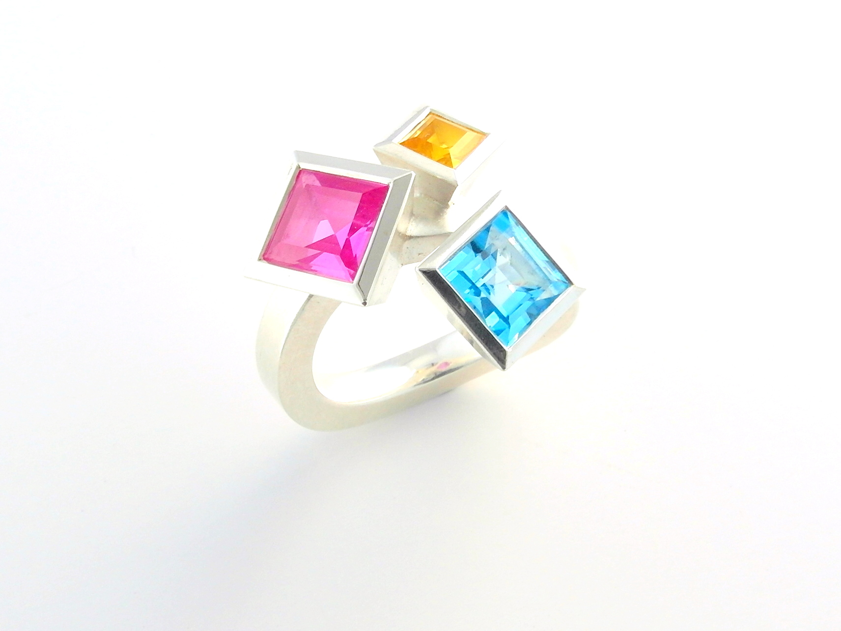  M617 ring by Marcus Foley 2013 - 925 silver, synthetic sapphire (Private collection) 