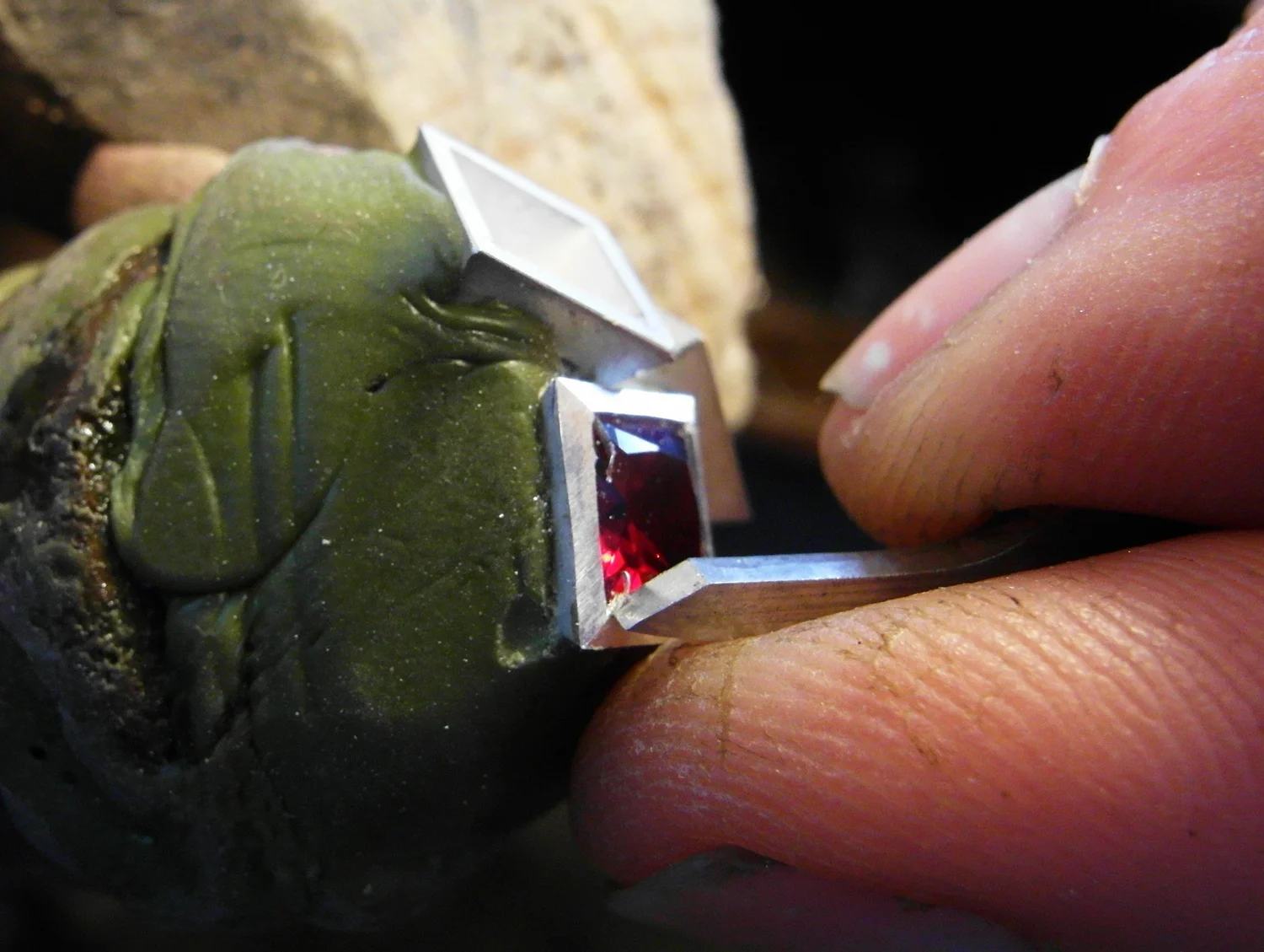  ...carefully cutting back the other way, look to see the angles of the cuts are the same. Take your time and realise it takes a lot of practice to get it right. 