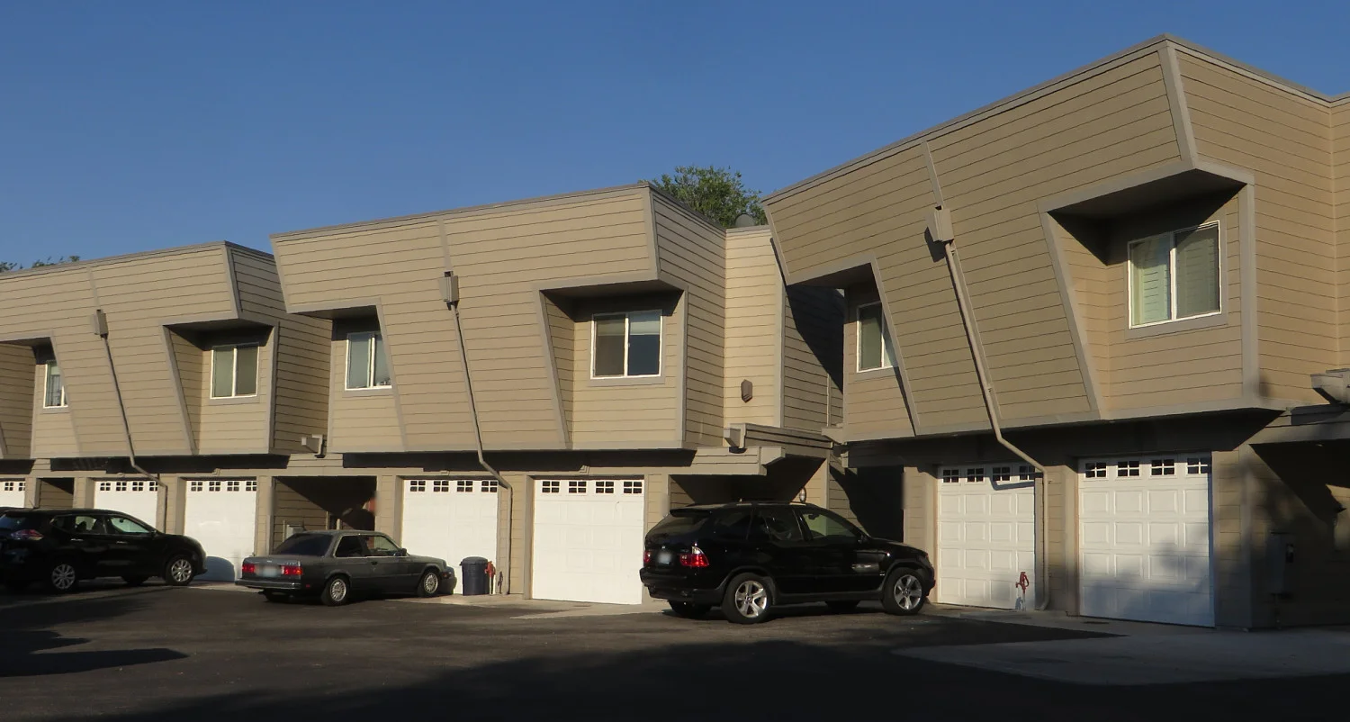 Toscono Townhomes_opt.jpg