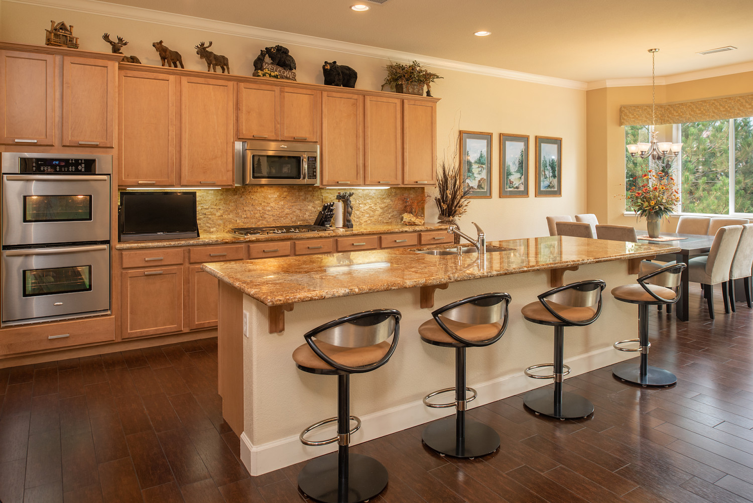 2730BullRiderDr(high)-5_opt.jpg