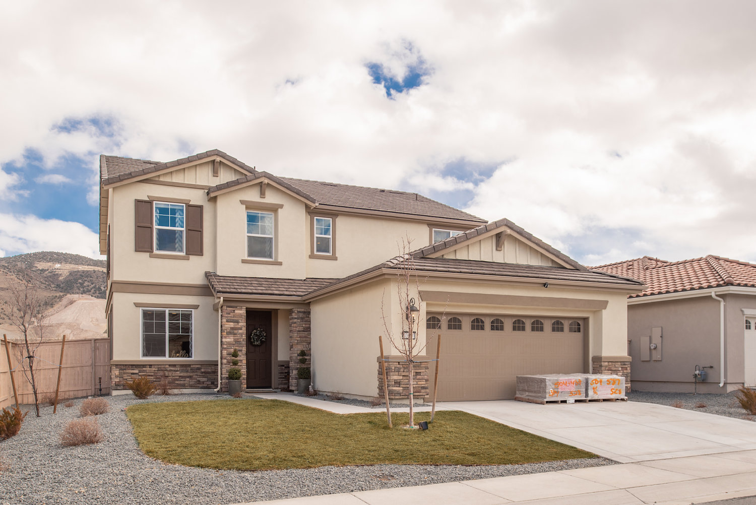 10660FoxberryDr(high)-1_opt.jpg