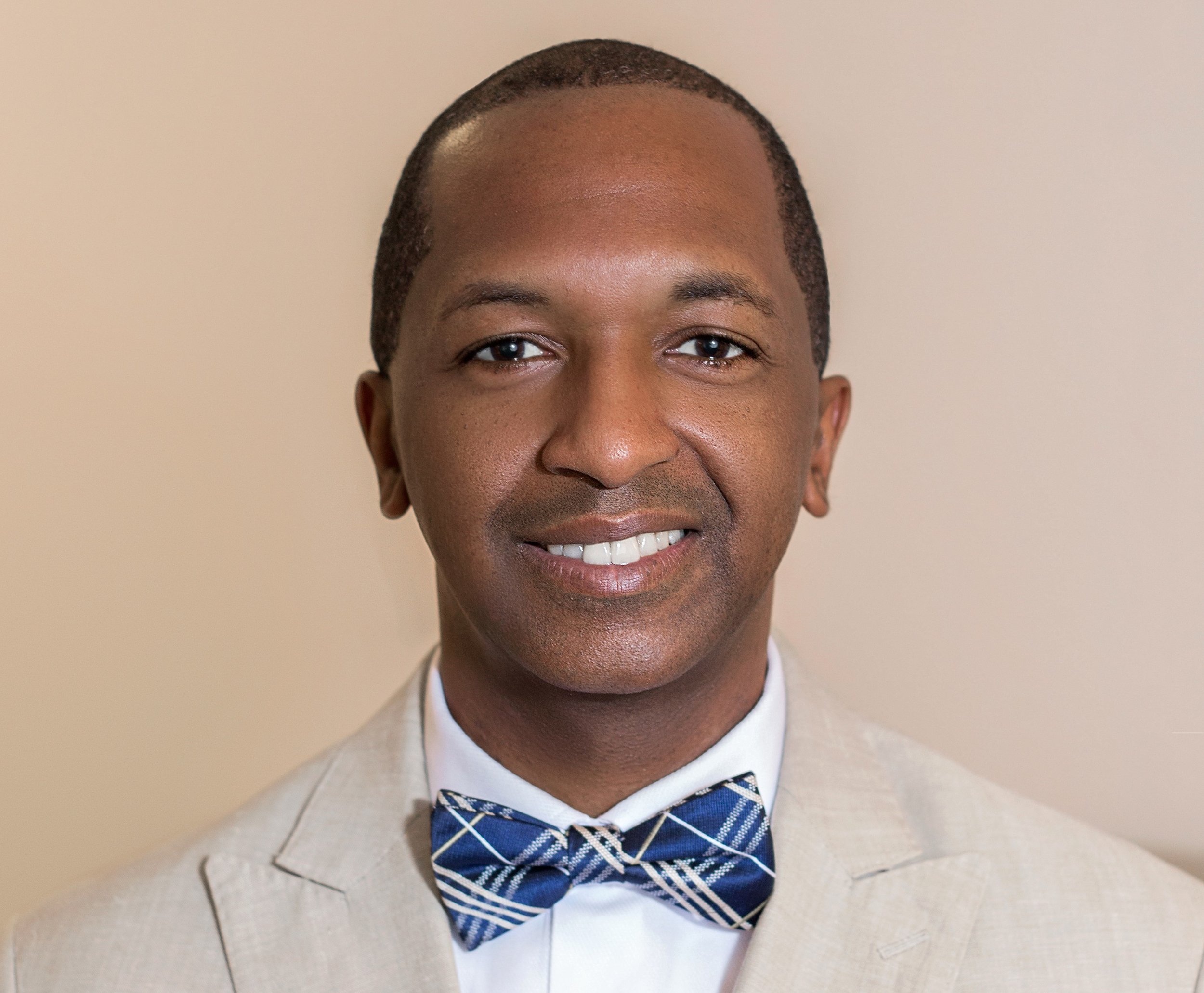 Dr, Robert Carter III
