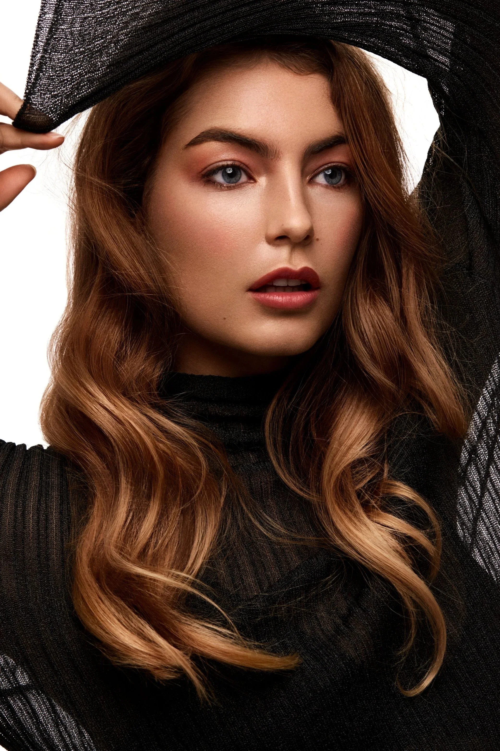 Liv+MUA+Shoot3066_Crop.jpg